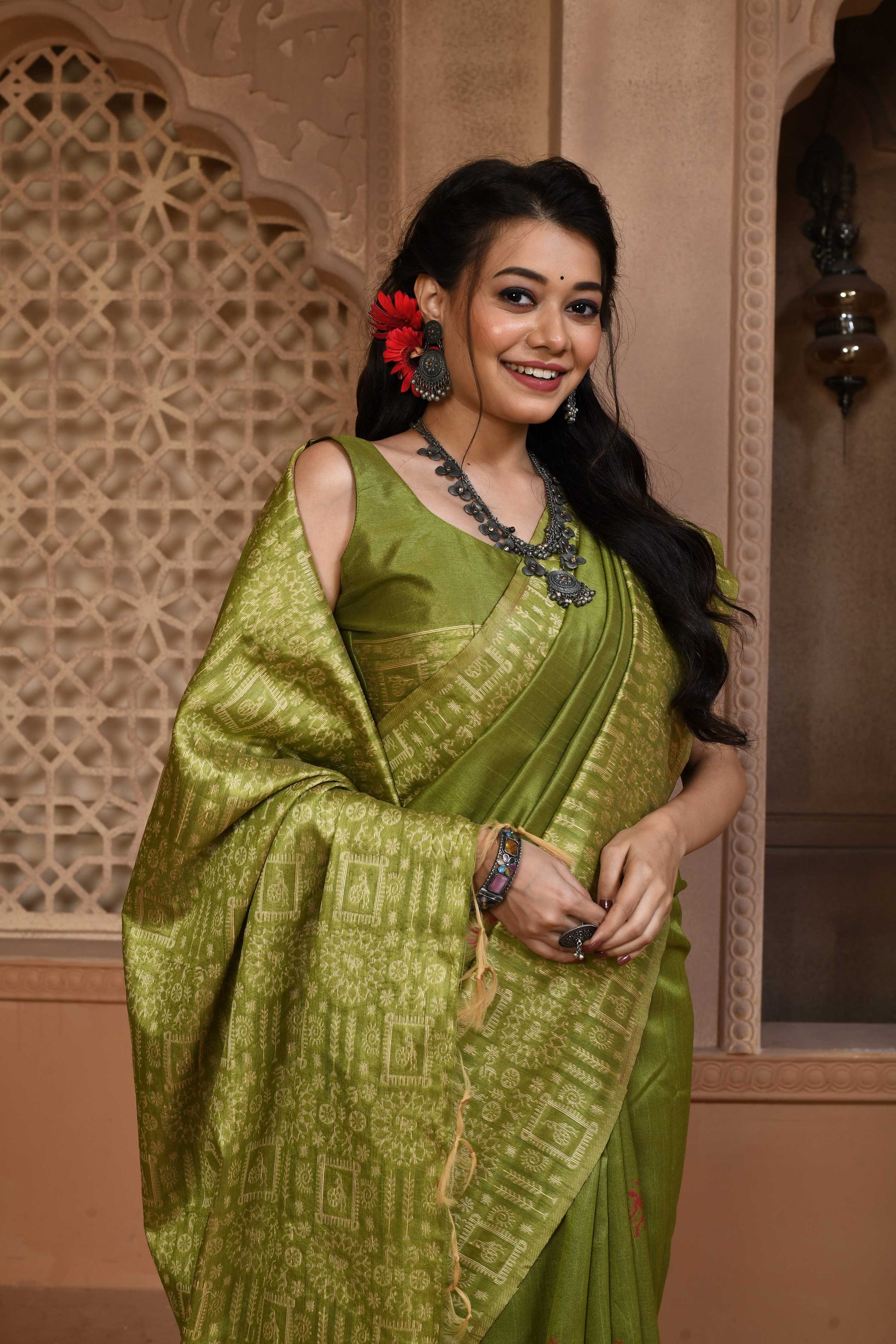Jyoti Fashion Women's Green Handloom Raw Silk Weaving Pallu Traditional Saree with Blouse | Swadesiicart