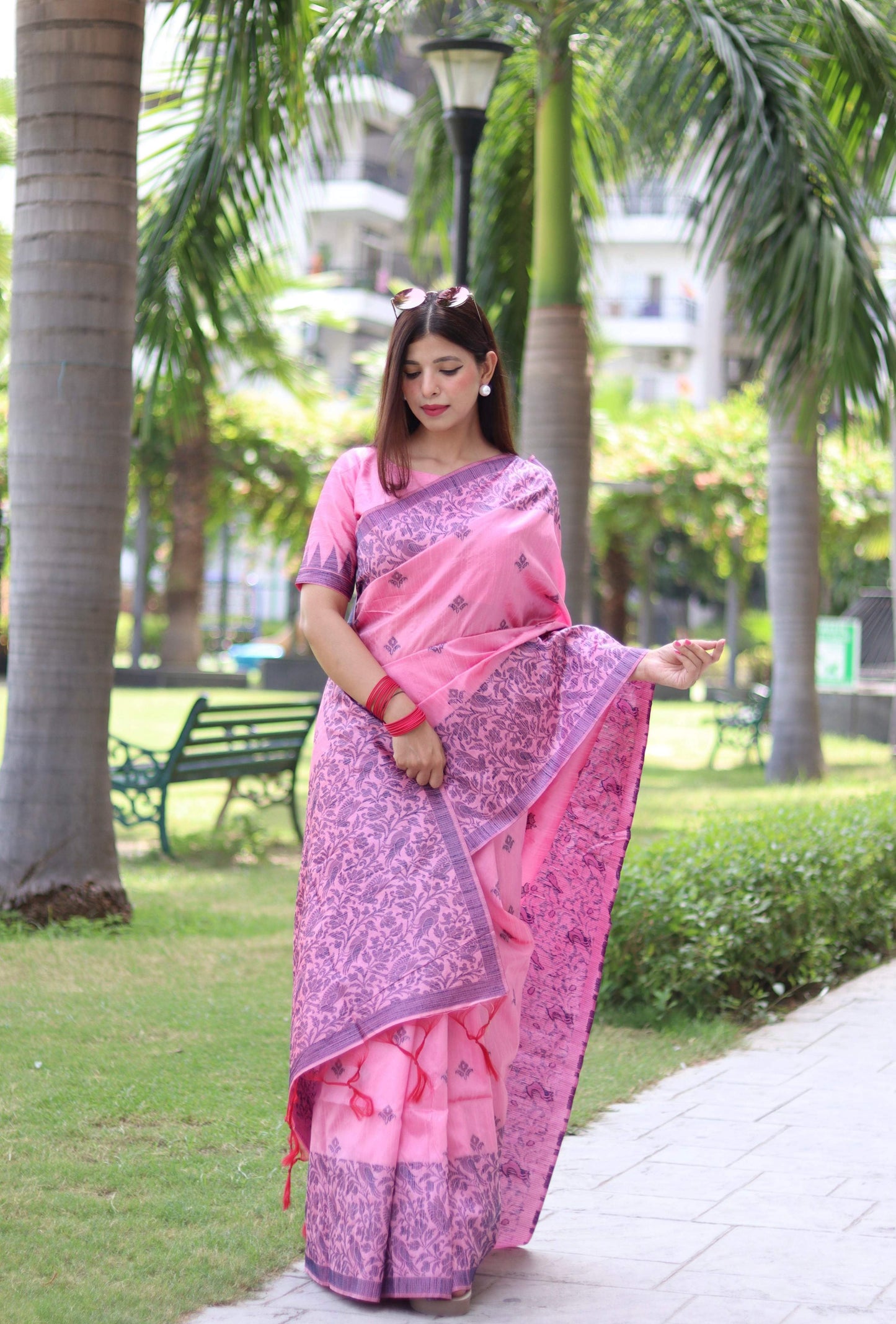 Jyoti Fashion Women's Baby Pink Handloom Raw Silk Weaving Pallu Traditional Saree with Blouse | Swadesiicart