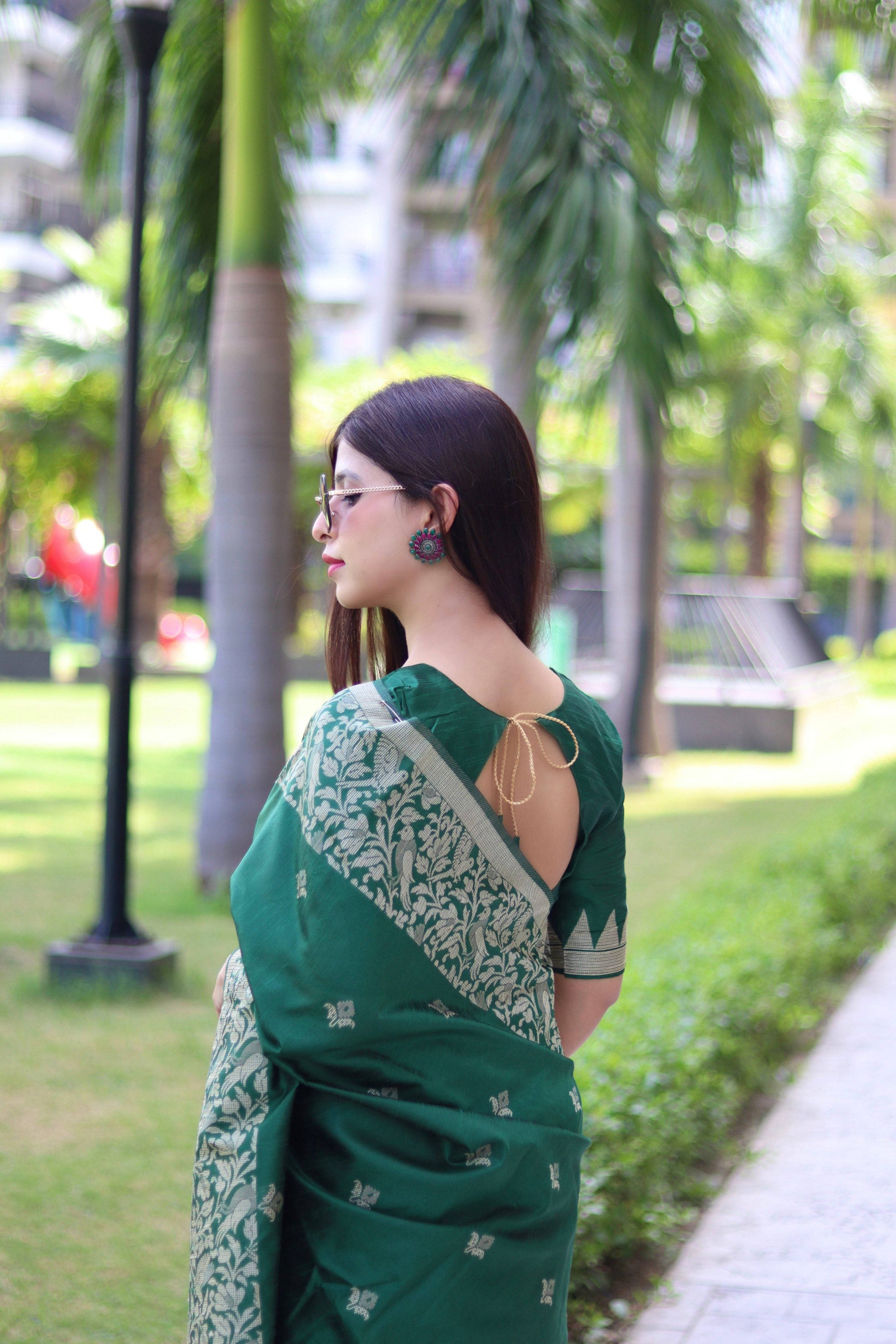 Jyoti Fashion Women's Green Handloom Raw Silk Weaving Pallu Traditional Saree with Blouse | Swadesiicart