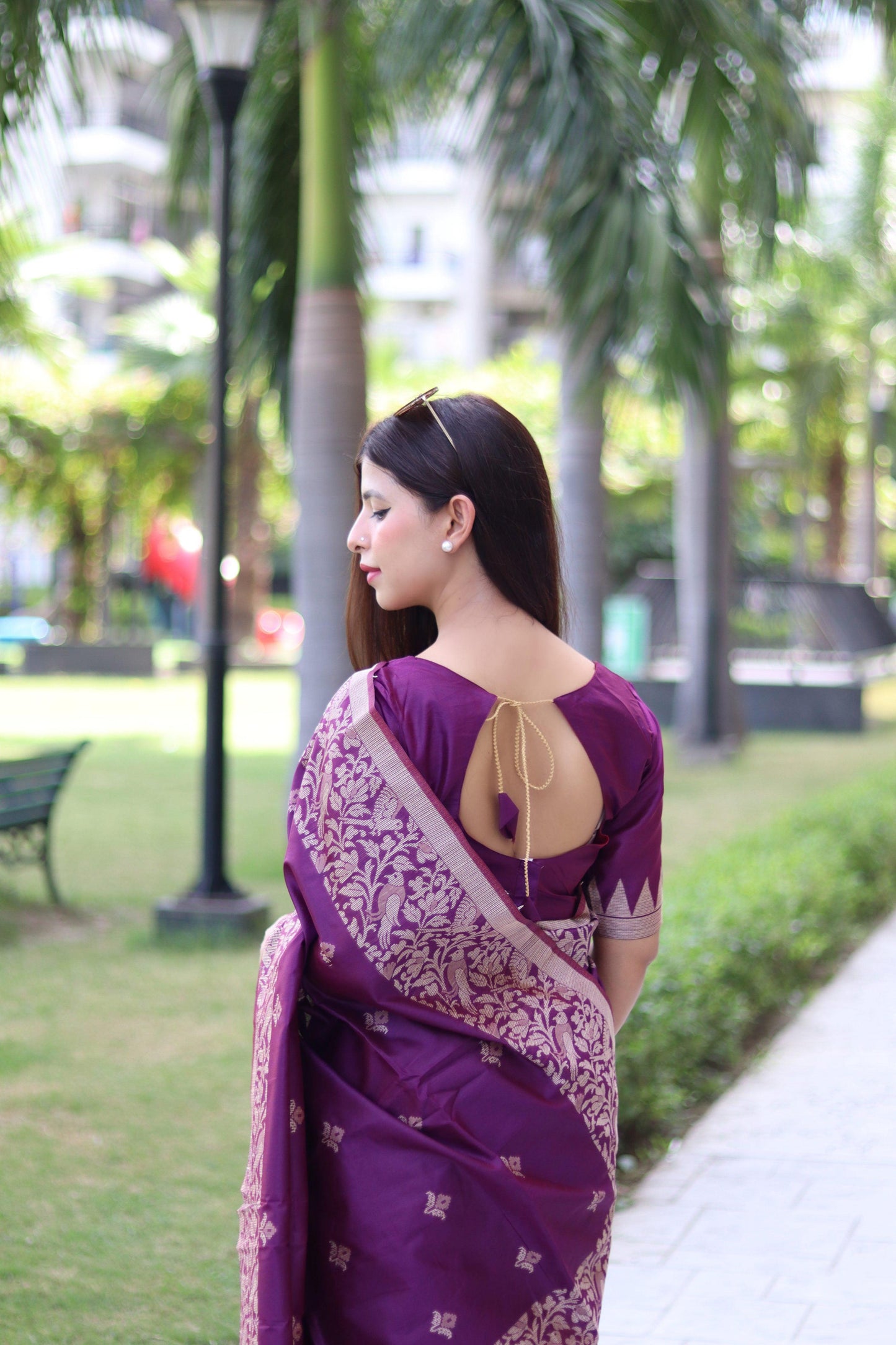 Jyoti Fashion Women's Purple Handloom Raw Silk Weaving Pallu Traditional Saree with Blouse | Swadesiicart