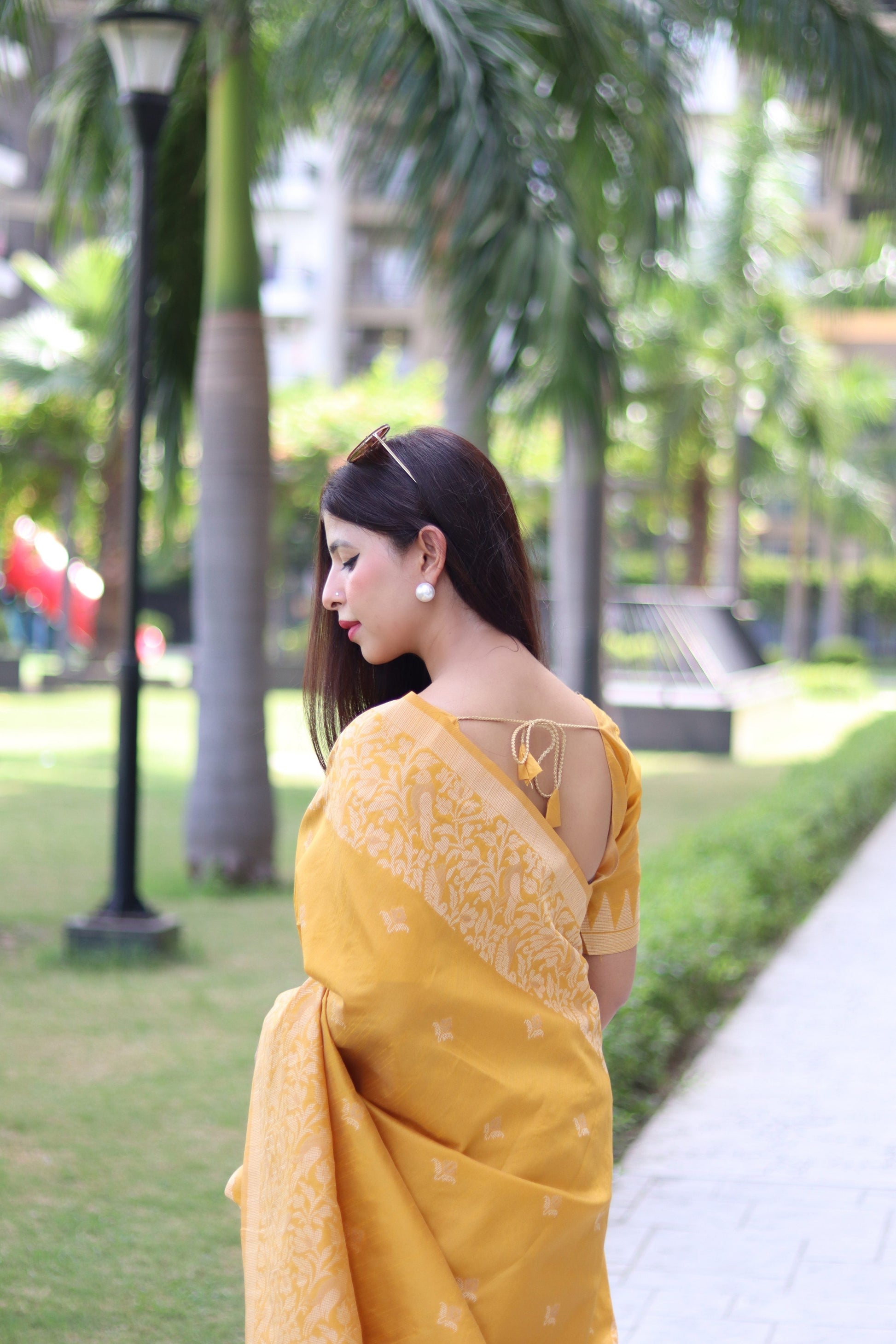 Jyoti Fashion Women's Yellow Handloom Raw Silk Weaving Pallu Traditional Saree with Blouse | Swadesiicart