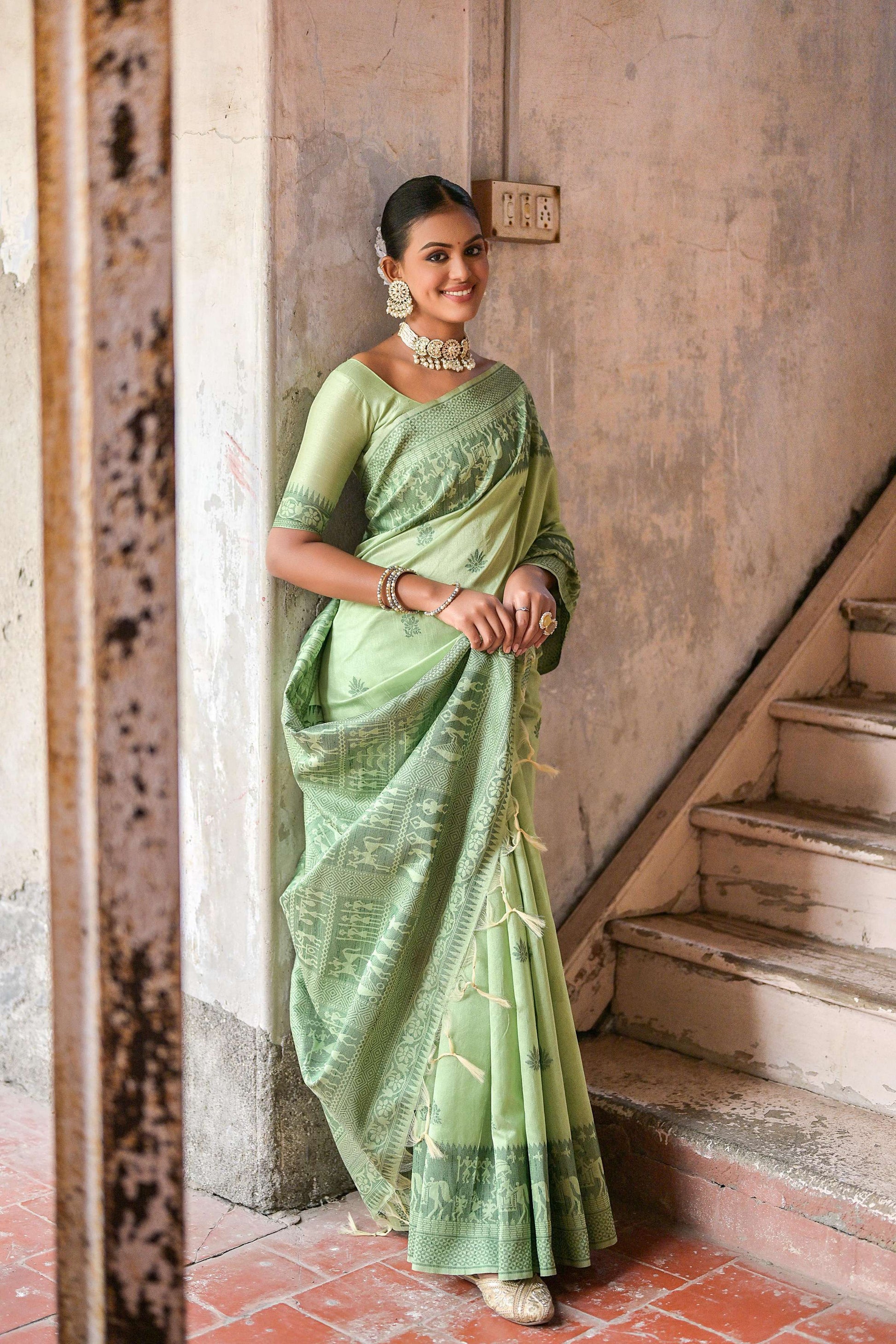 Jyoti Fashion Women's Pista Green Handloom Raw Silk Weaving Pallu Traditional Saree with Blouse | Swadesiicart
