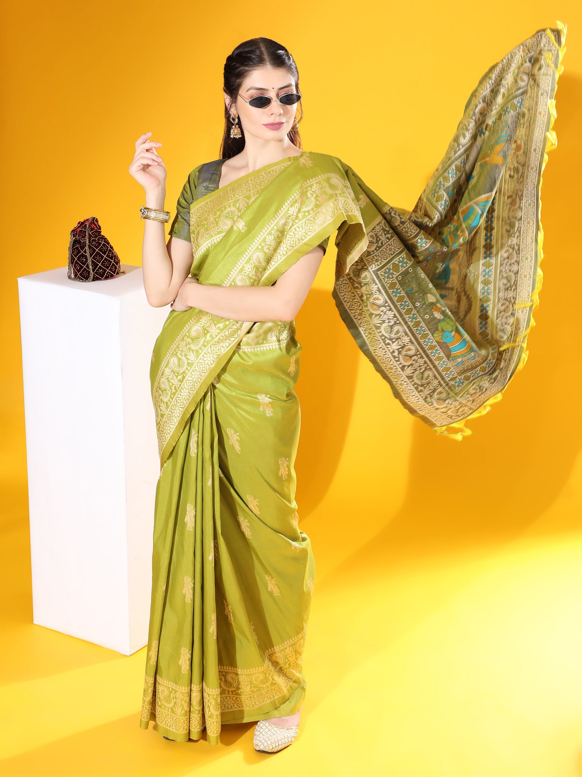 Jyoti Fashion Women's Mehendi Soft Raw Silk Tow Tone Weaving Traditional Saree with Blouse | Swadesiicart