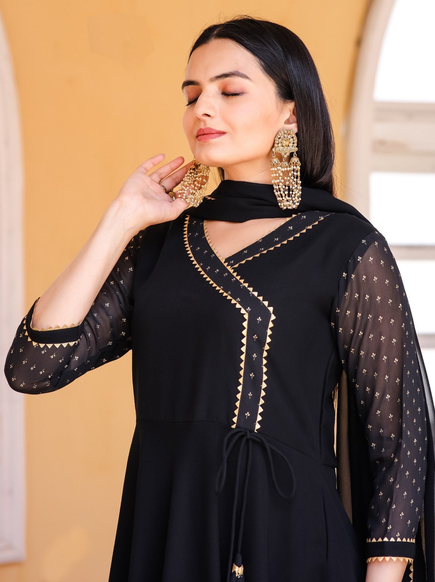 Jyoti Fashion Women's Black Georgette Foil Printed Gown with Dupatta Set | Swadesiicart