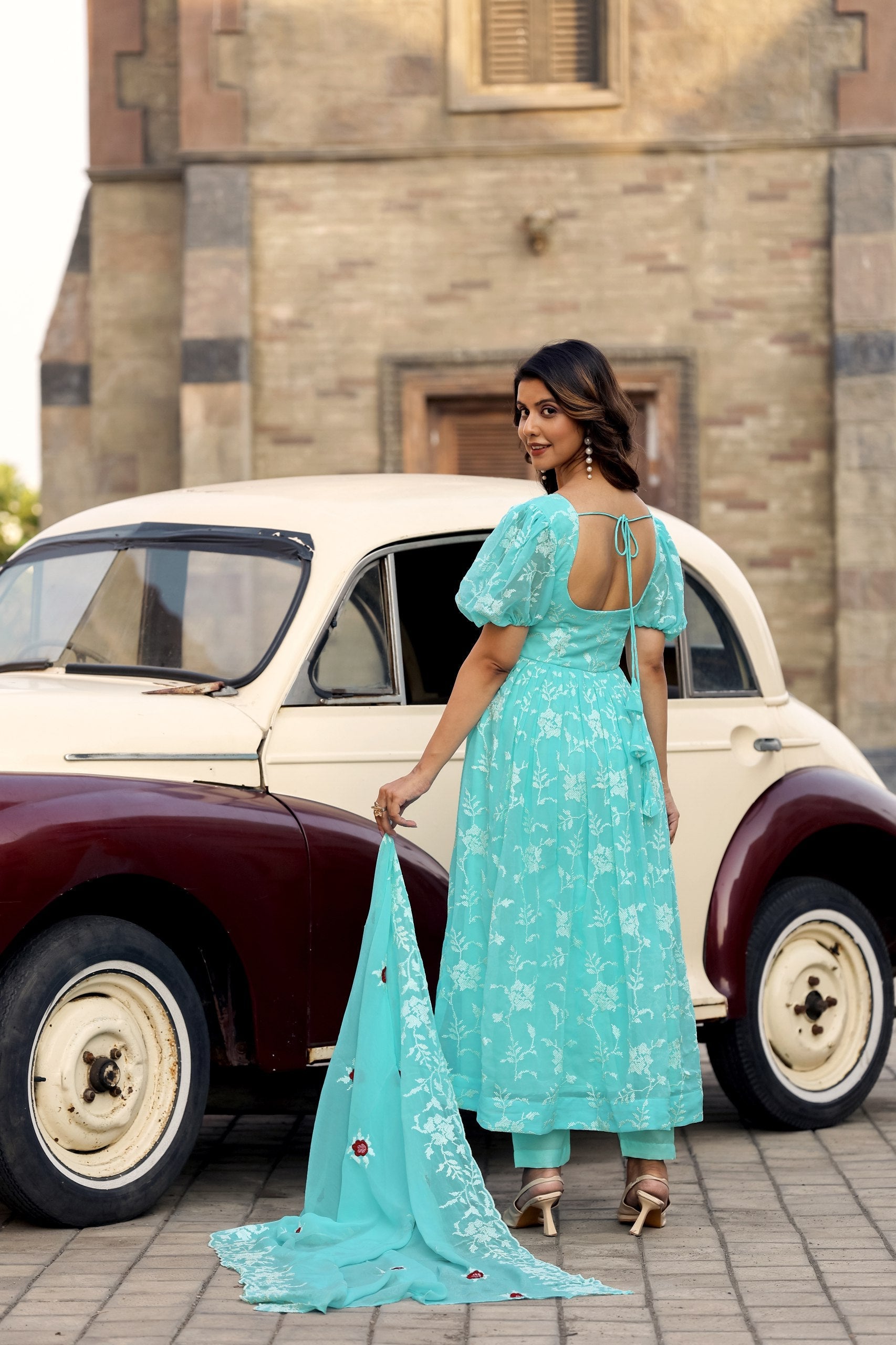 Jyoti Fashion Women's Sky Blue Faux Georgette Resham Embroidered Kurta Set with Dupatta | Swadesiicart