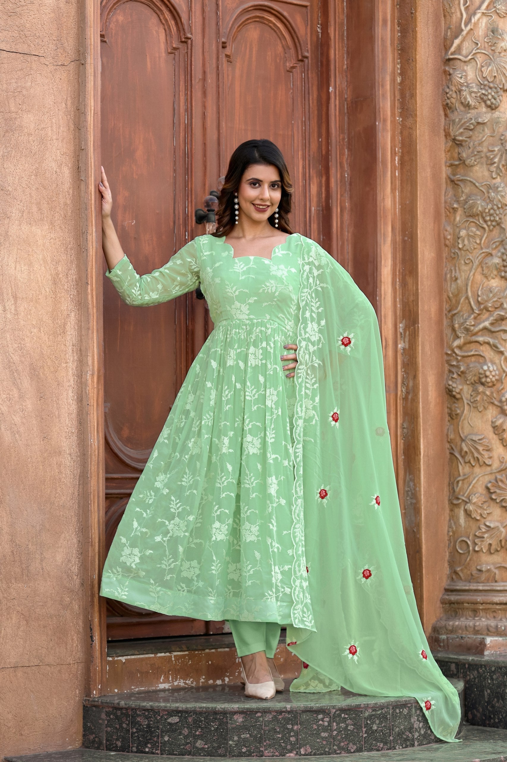 Jyoti Fashion Women's Pista Green Faux Georgette Resham Embroidered Kurta Set with Dupatta | Swadesiicart