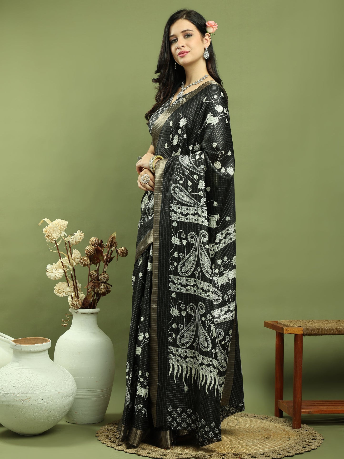 Jyoti Fashion Women's Black Silk Blend Floral Print with Checks Jari Weaving Saree with Blouse | Swadesiicart