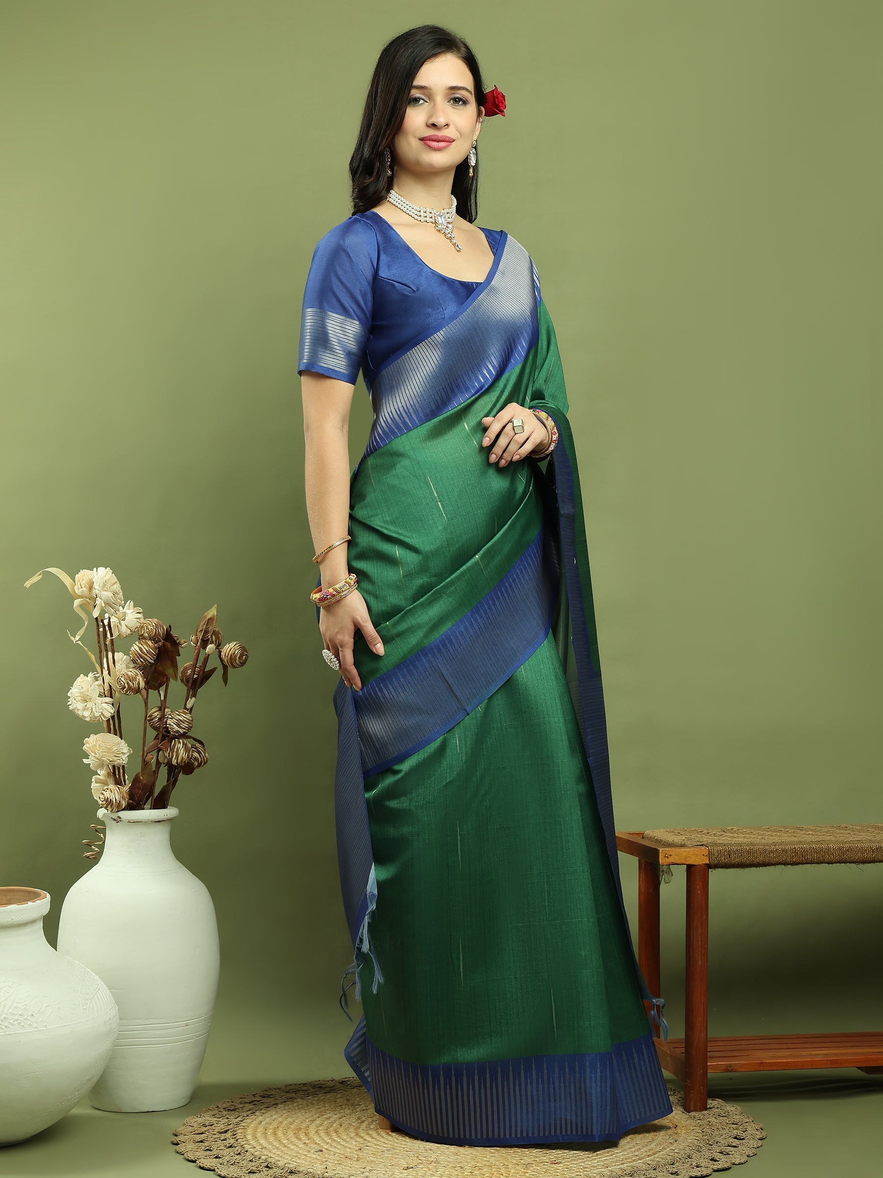 Jyoti Fashion Women's Green Silk Blend Ikat Jari Weaving Pattern with Jari Border Saree with Blouse | Swadesiicart