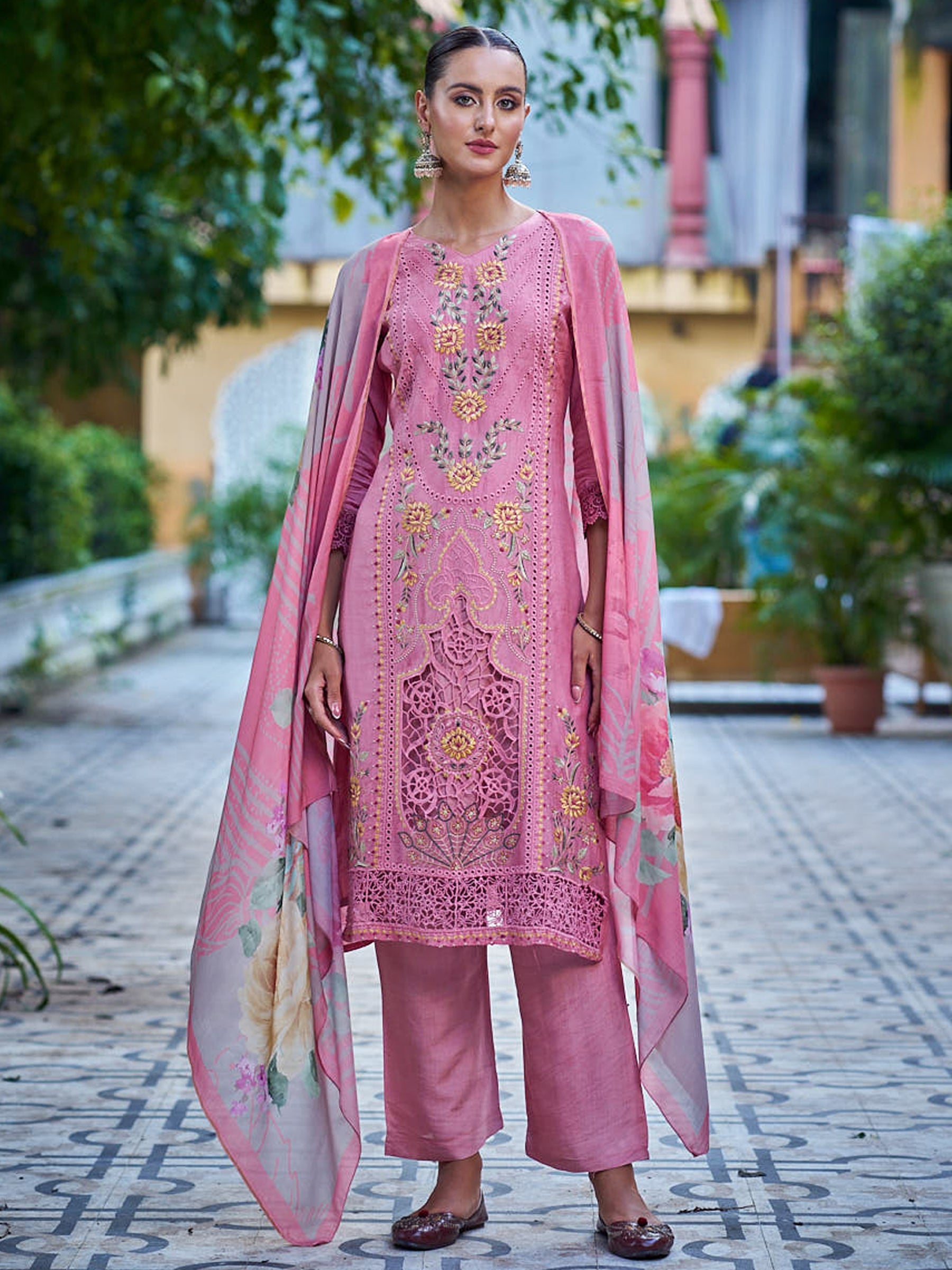 Jyoti Fashion Women's Pink Muslin Resham Thread with Jari & Cut Work Salwar Suit Set | Swadesiicart
