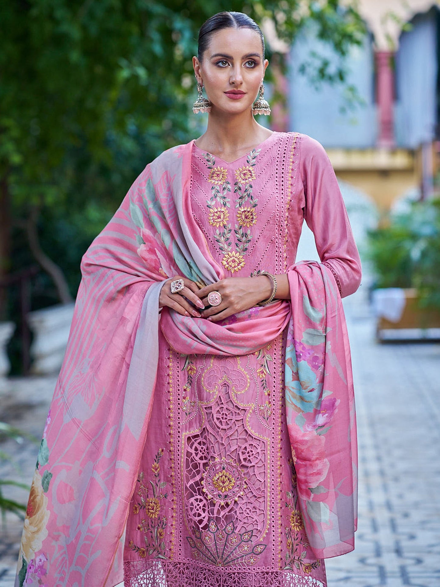 Jyoti Fashion Women's Pink Muslin Resham Thread with Jari & Cut Work Salwar Suit Set | Swadesiicart