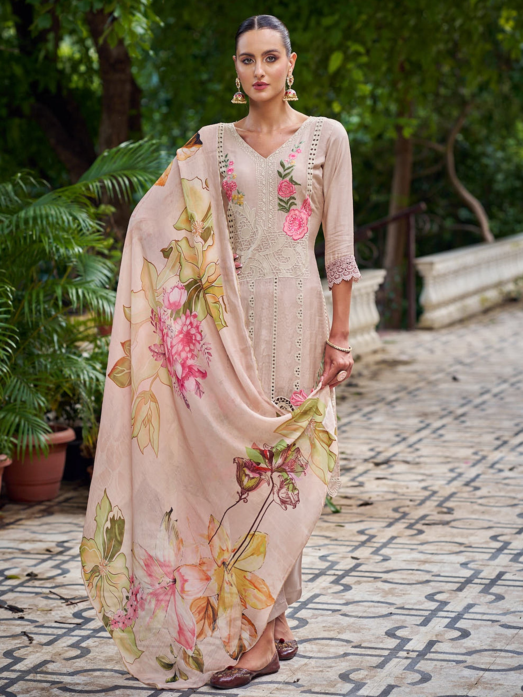 Jyoti Fashion Women's Beige Muslin Resham Thread with Jari & Cut Work Salwar Suit Set | Swadesiicart