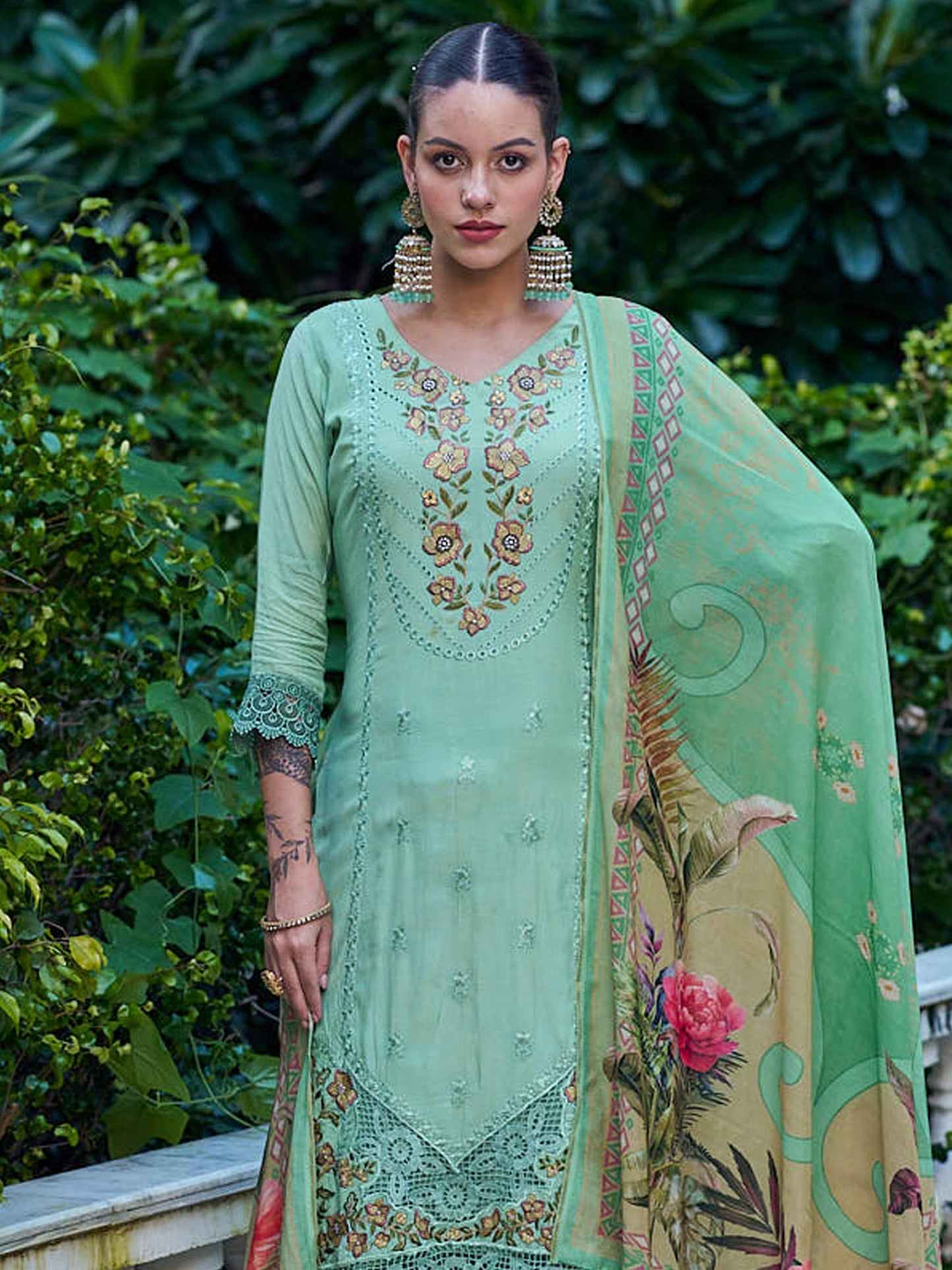 Jyoti Fashion Women's Green Muslin Resham Thread with Jari & Cut Work Salwar Suit Set | Swadesiicart