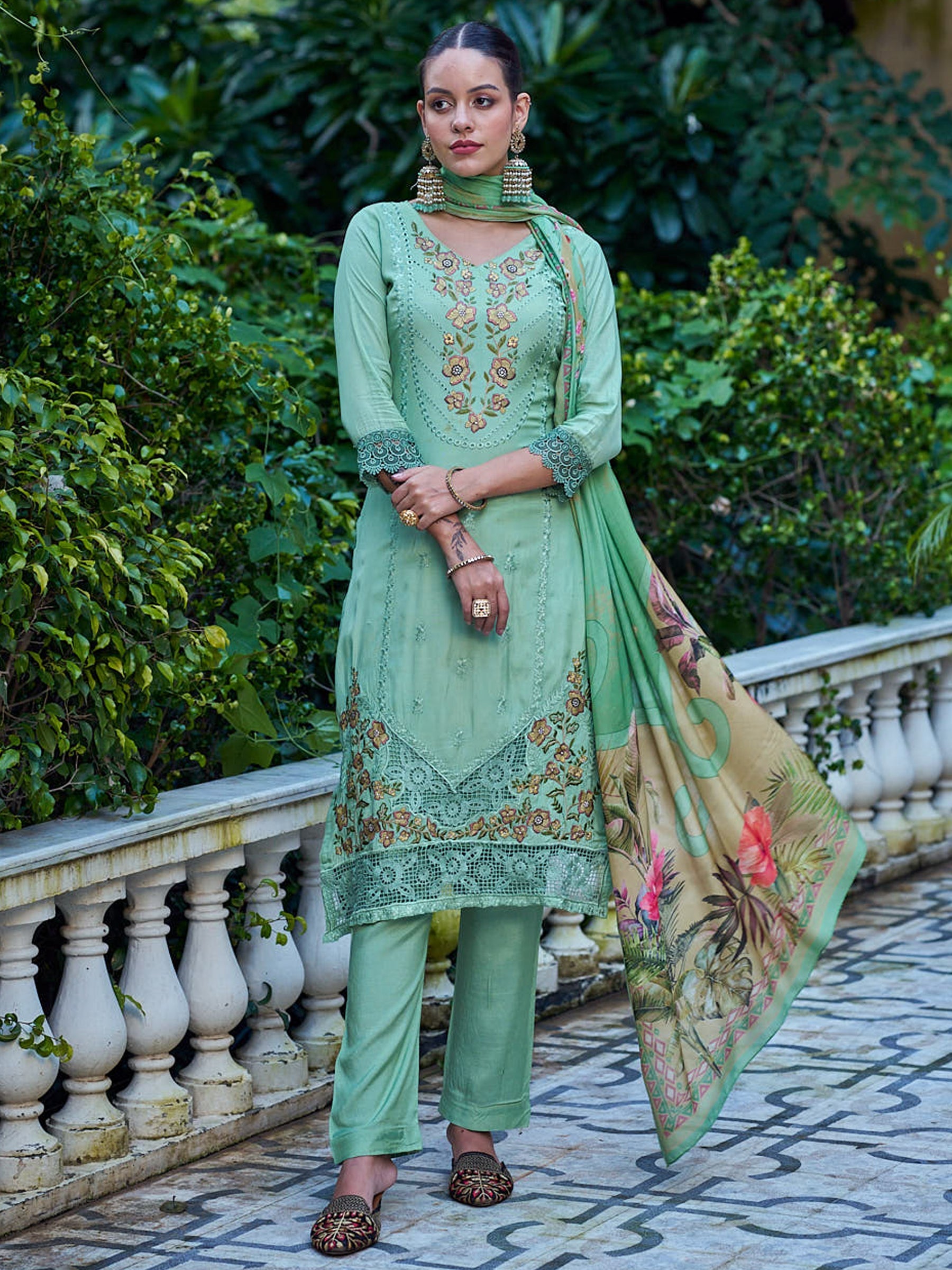 Jyoti Fashion Women's Green Muslin Resham Thread with Jari & Cut Work Salwar Suit Set | Swadesiicart