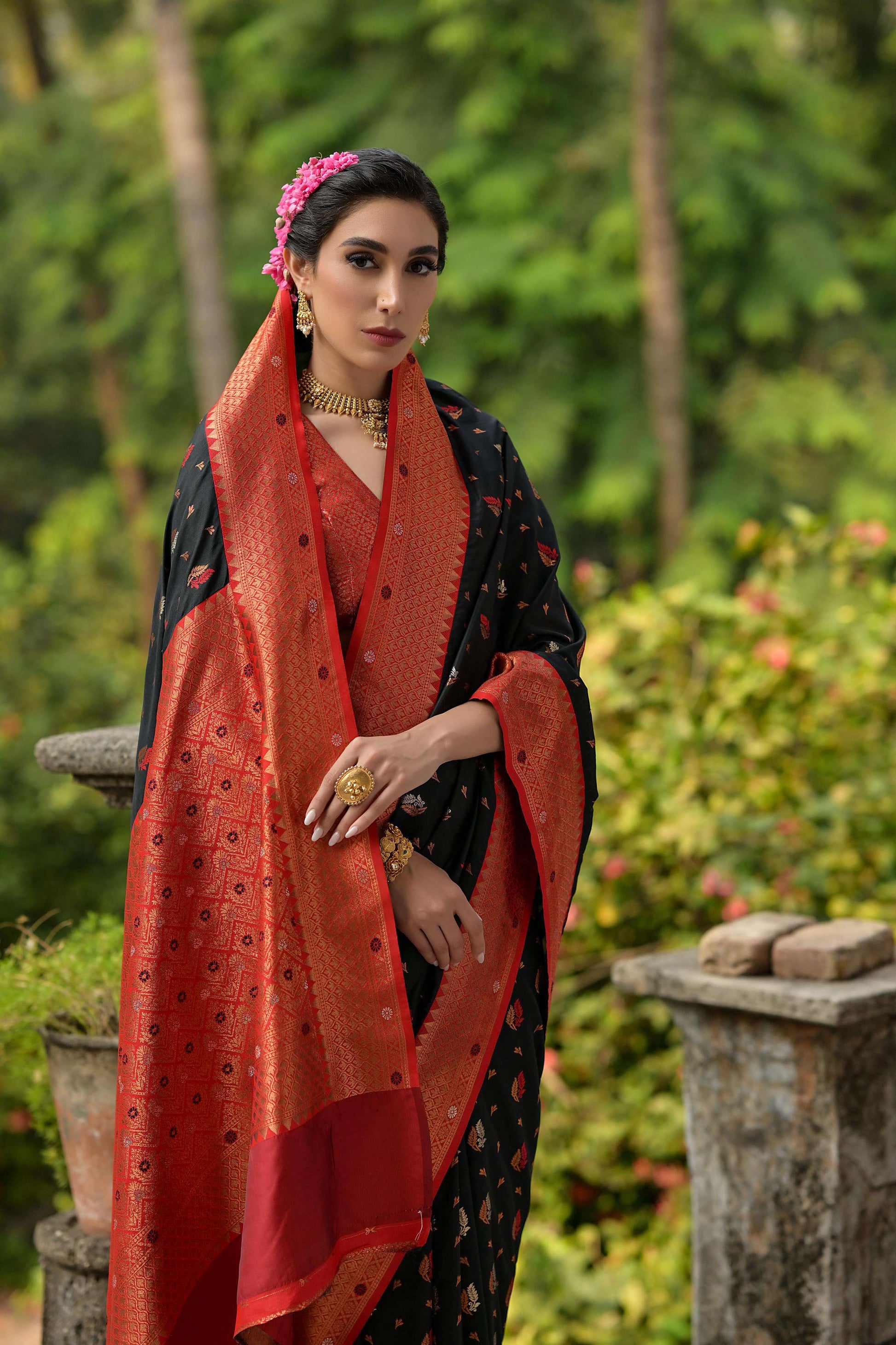 Jyoti Fashion Women's Black Banarasi Silk Zari Woven Traditional Saree with Blouse | Swadesiicart