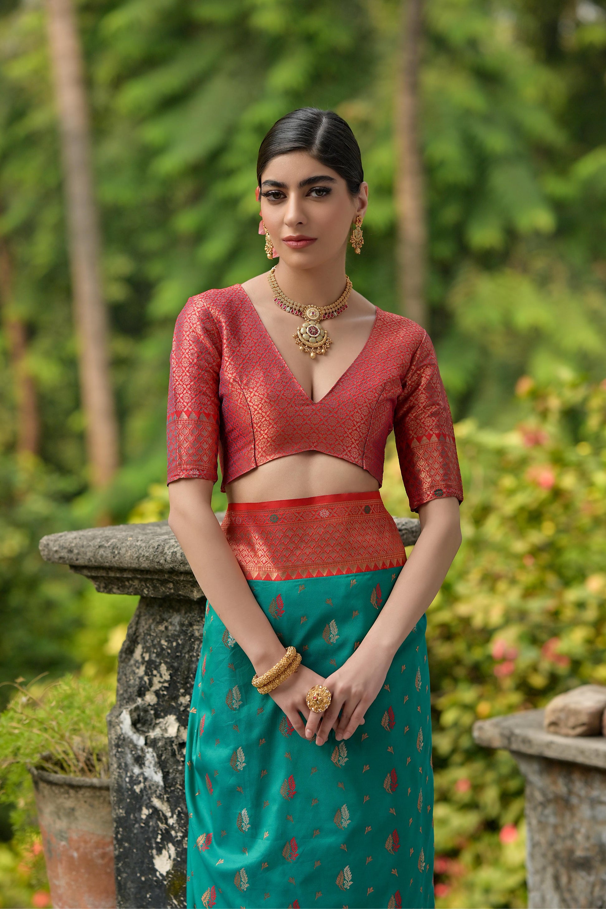 Jyoti Fashion Women's Rama Banarasi Silk Zari Woven Traditional Saree with Blouse | Swadesiicart