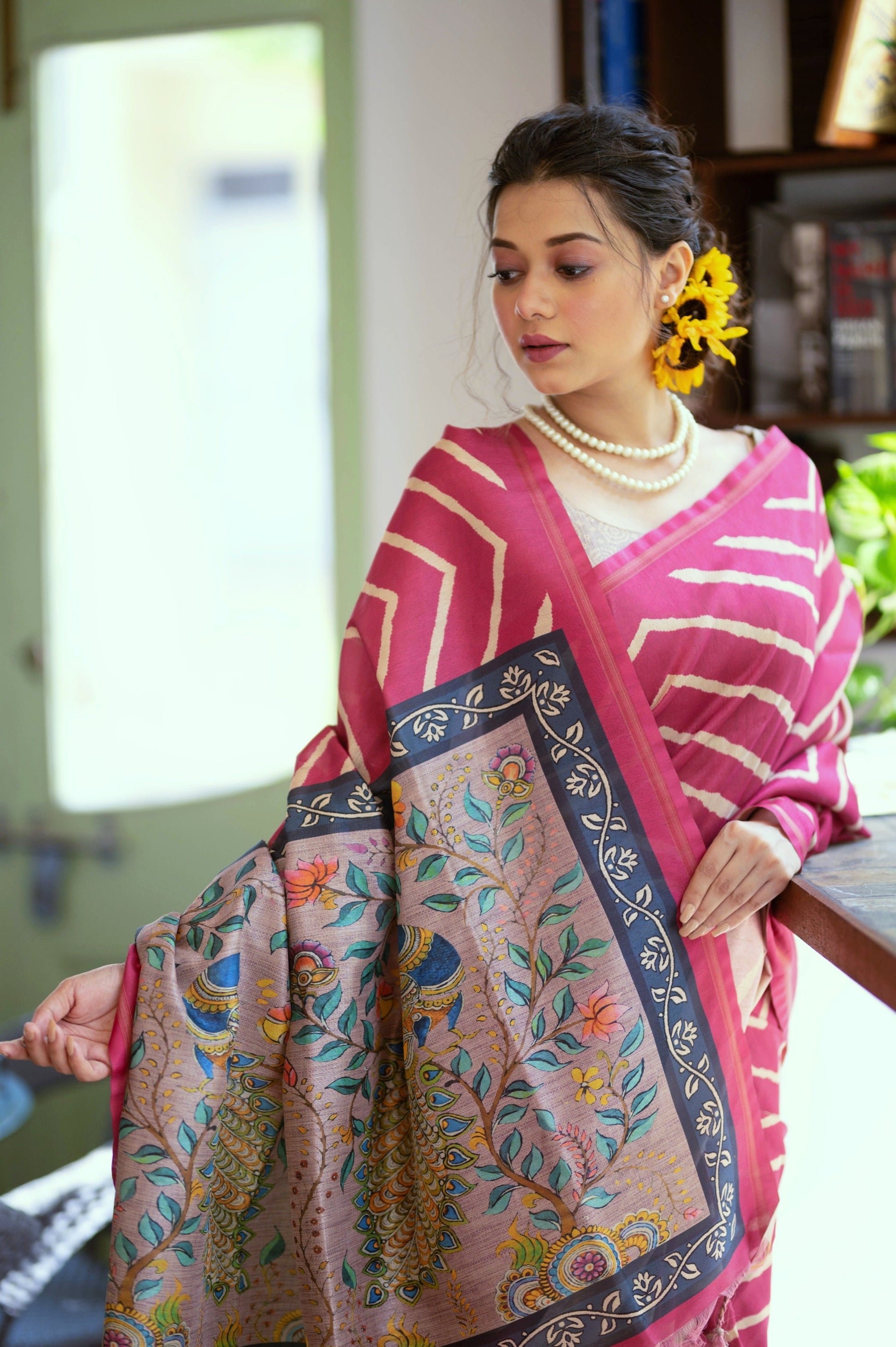 Jyoti Fashion Women's Pink Tussar Silk Leheriya Print with Zari Border Saree with Blouse | Swadesiicart