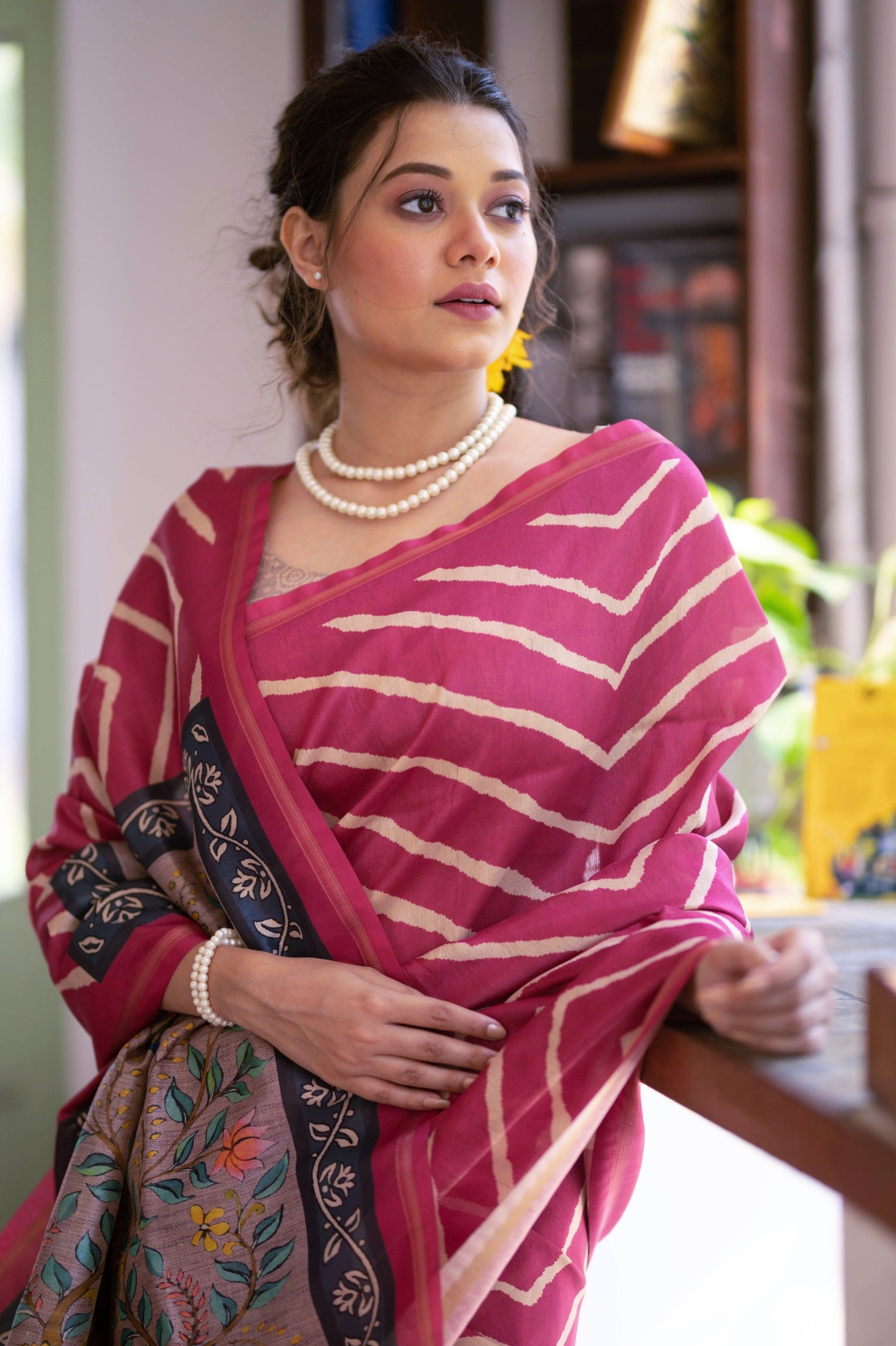 Jyoti Fashion Women's Pink Tussar Silk Leheriya Print with Zari Border Saree with Blouse | Swadesiicart