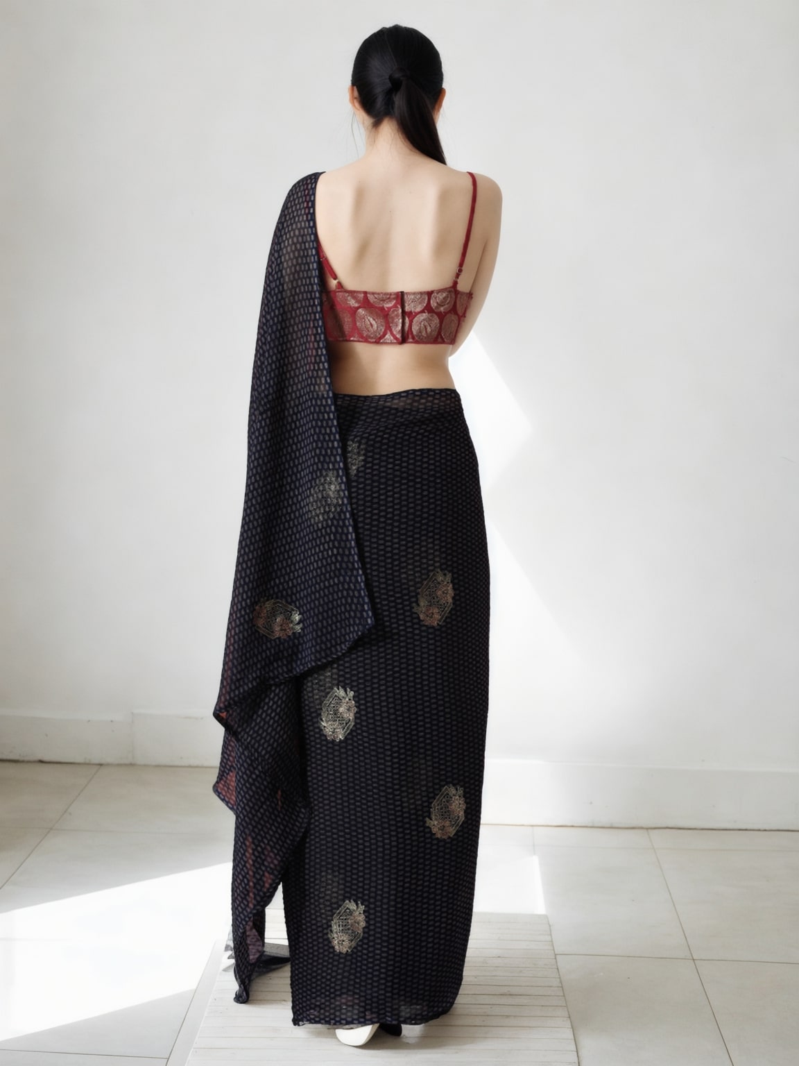 Jyoti Fashion Women's Black Marble Chiffon Printed Ready To Wear Saree with Blouse | Swadesiicart