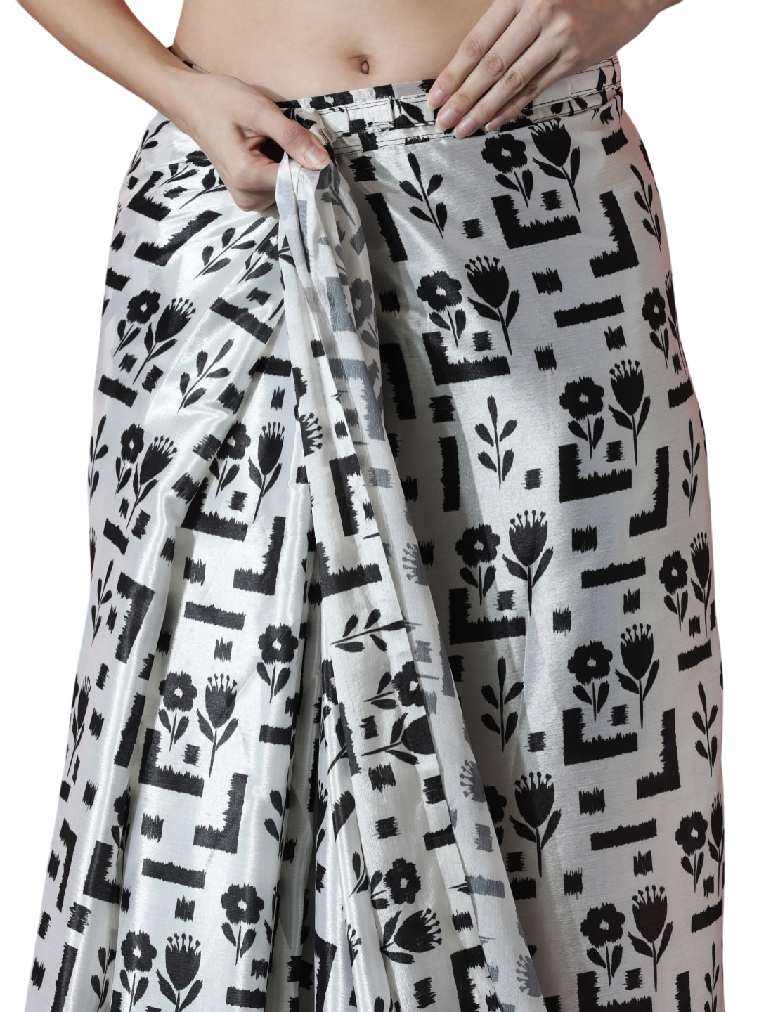 Jyoti Fashion Women's Black Chinon Digital Printed Ready To Wear Saree with Blouse | Swadesiicart
