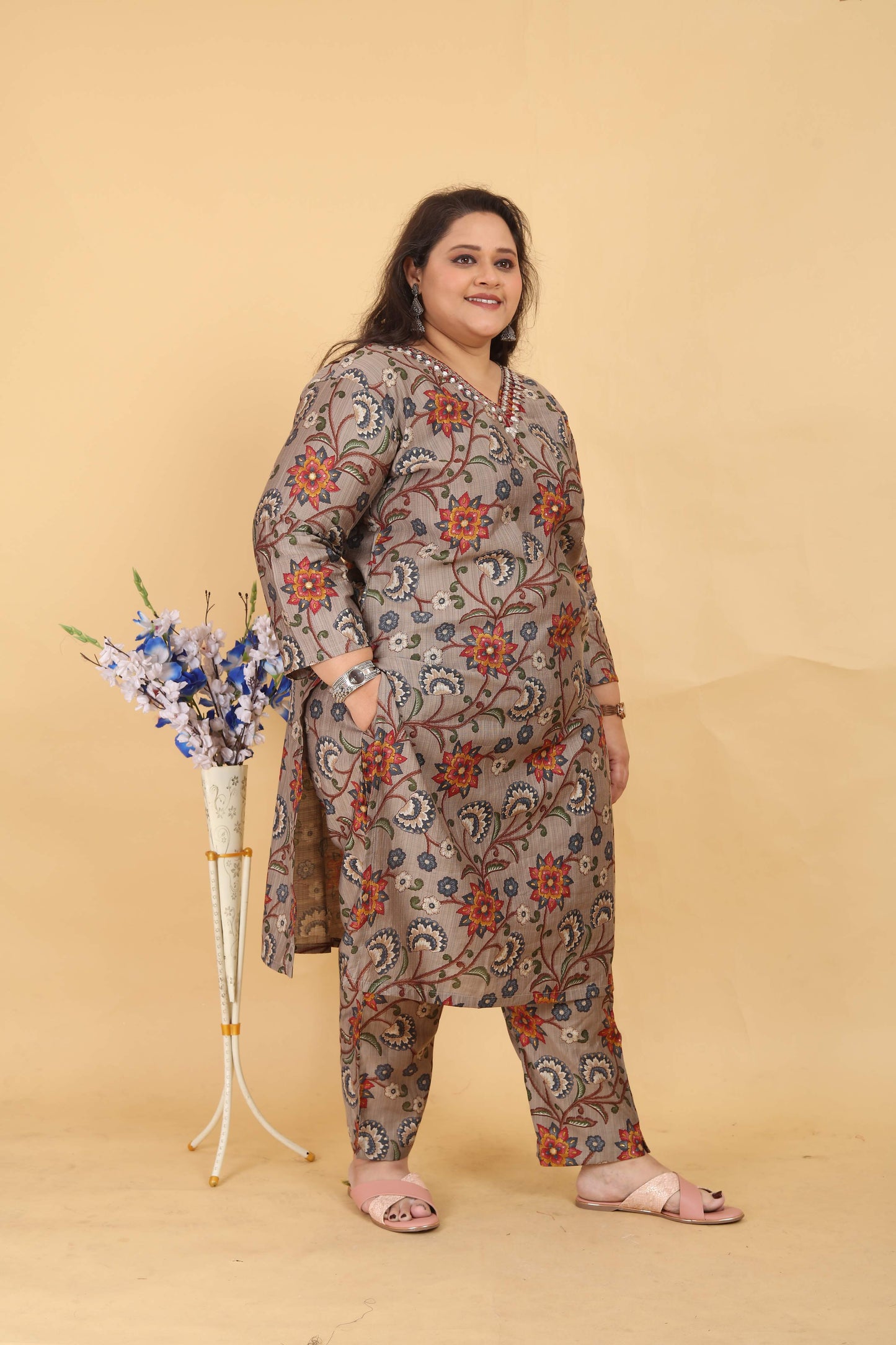 Jyoti Fashion Women's Grey Lichi Viscose Digital Print with Handwork Kurta Set | Swadesiicart