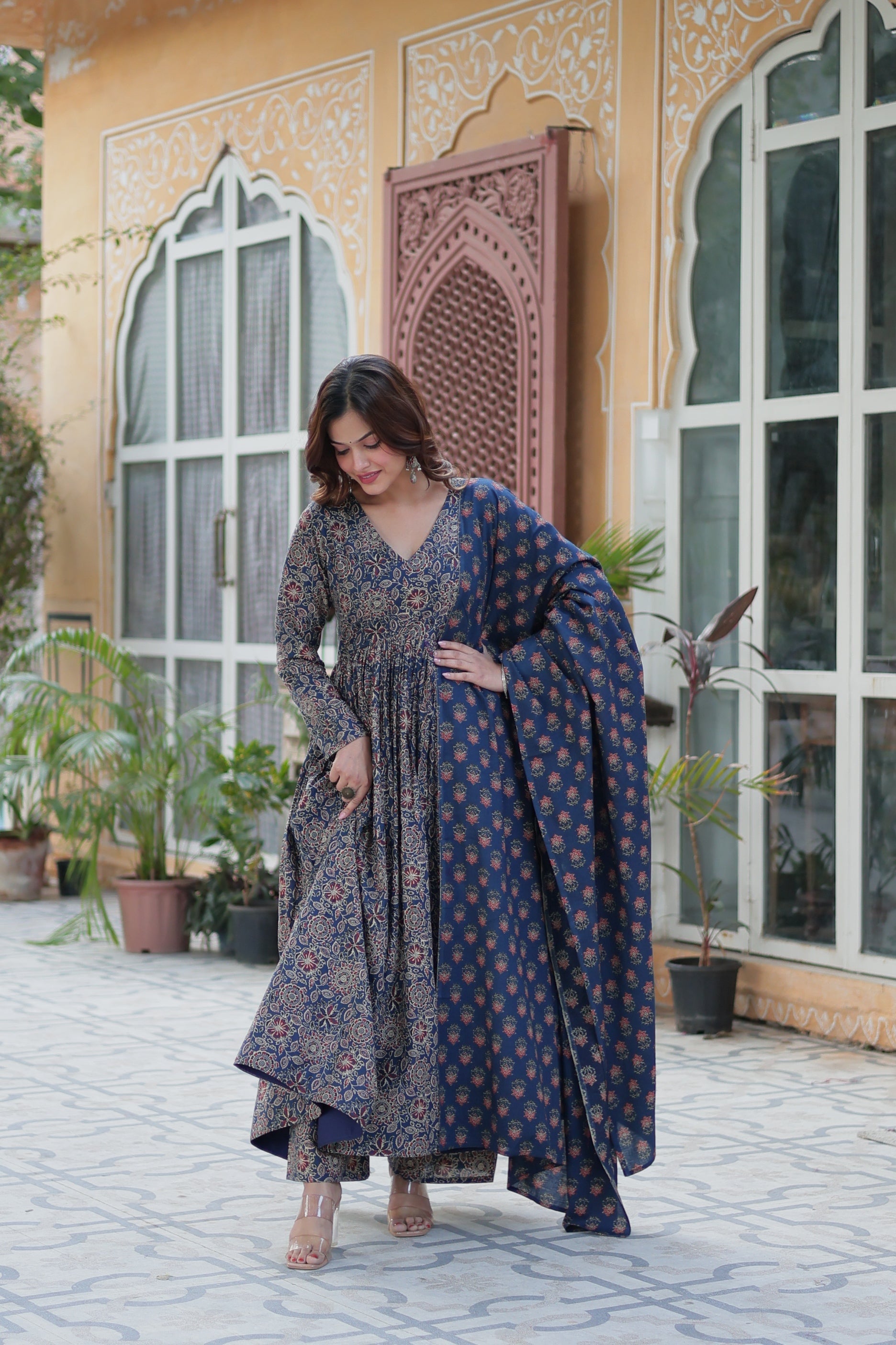 Jyoti Fashion Women's Blue Cotton Floral Printed Designer Kurta Set | Swadesiicart