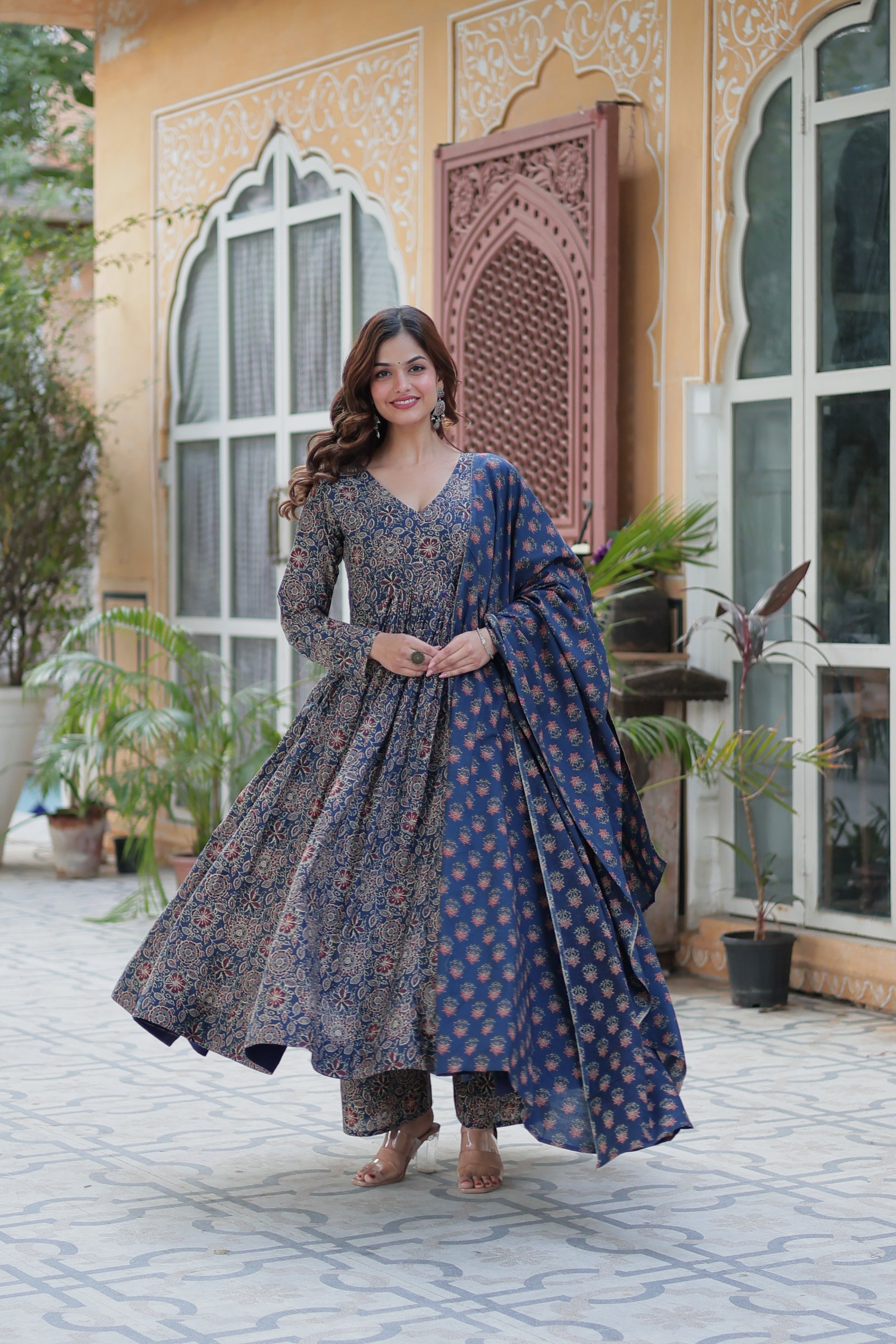 Jyoti Fashion Women's Blue Cotton Floral Printed Designer Kurta Set | Swadesiicart