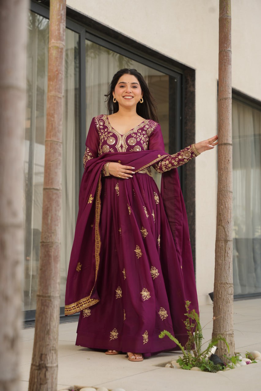 Jyoti Fashion Women's Wine Star Georgette Sequins & Zari Embroidered Anarkali Set With Dupatta | Swadesiicart