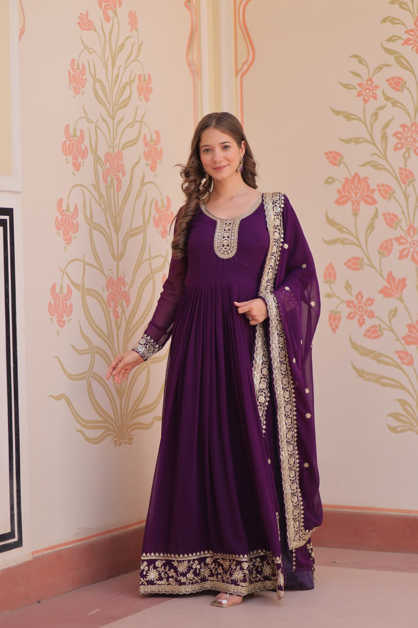 Jyoti Fashion Women's Purple Faux Blooming Sequins & Zari Embroidered Anarkali Set With Dupatta | Swadesiicart