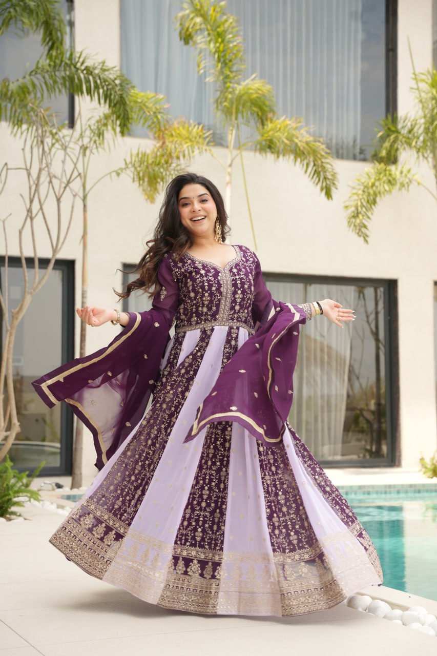 Jyoti Fashion Women's Purple Faux Blooming Zari & Sequins Embroidered Anarkali Set With Dupatta | Swadesiicart