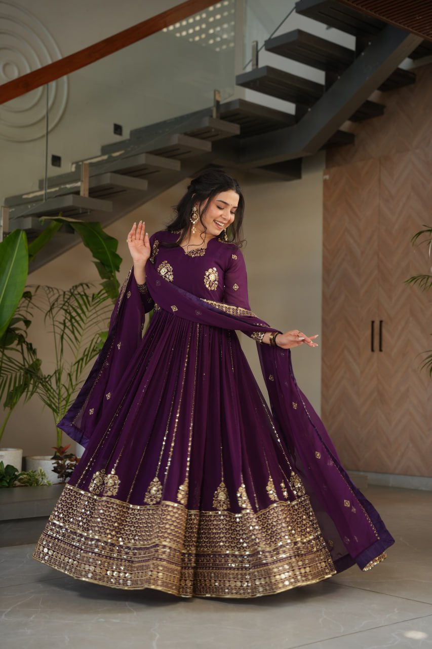 Jyoti Fashion Women's Purple Faux Blooming Zari & Sequins Embroidered Anarkali Set With Dupatta | Swadesiicart