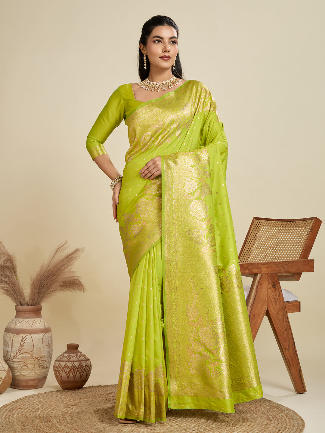 Jyoti Fashion Women's Green Soft Kanjivaram Silk Zari Woven Designer Saree with Blouse | Swadesiicart