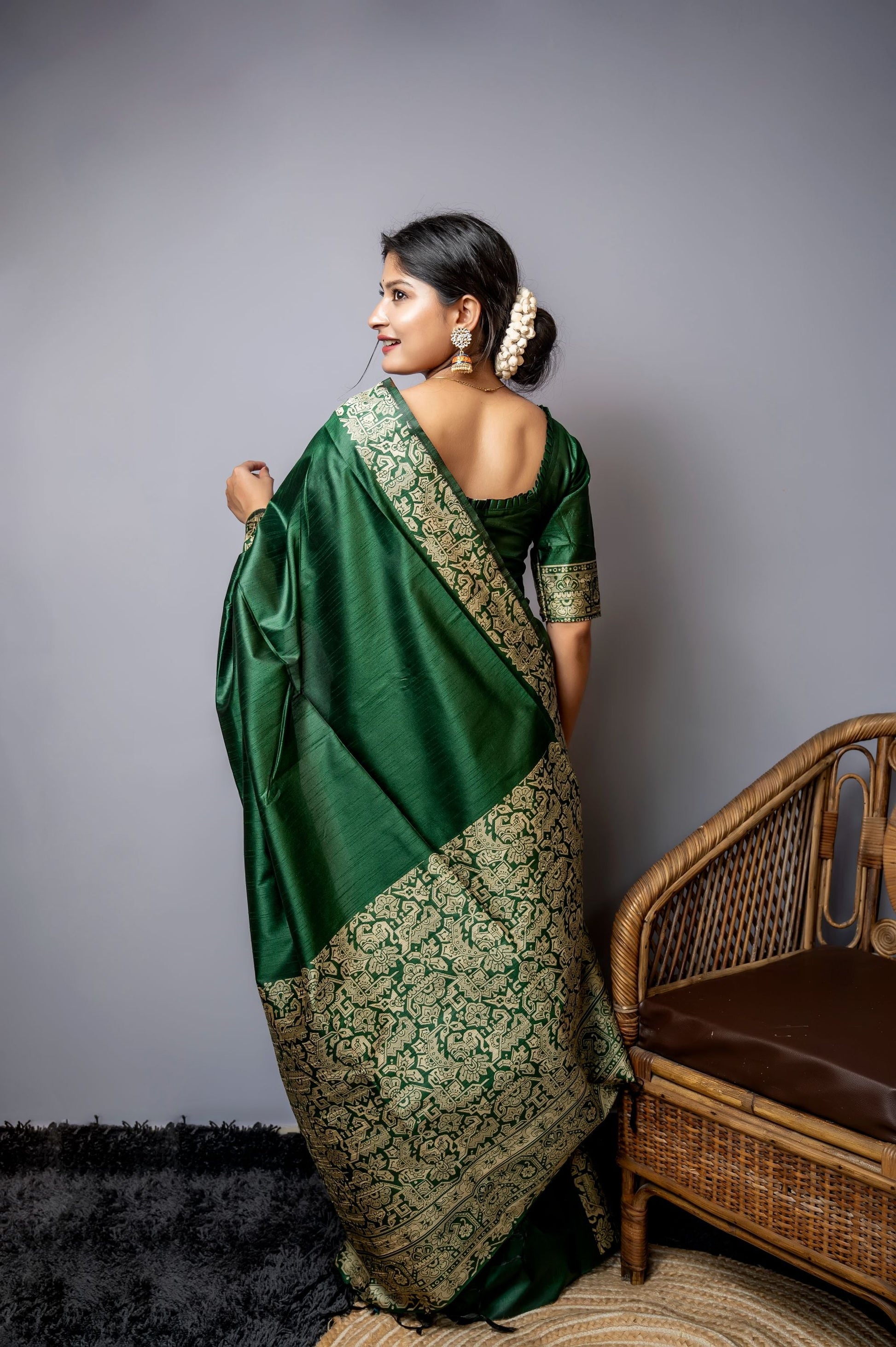 Jyoti Fashion Women's Bottle Green Handloom Raw Silk Weaving Designer Saree with Blouse | Swadesiicart