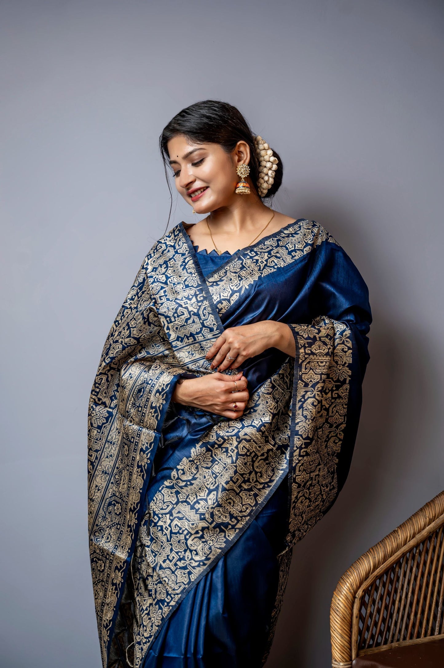Jyoti Fashion Women's Navy Blue Handloom Raw Silk Weaving Designer Saree with Blouse | Swadesiicart