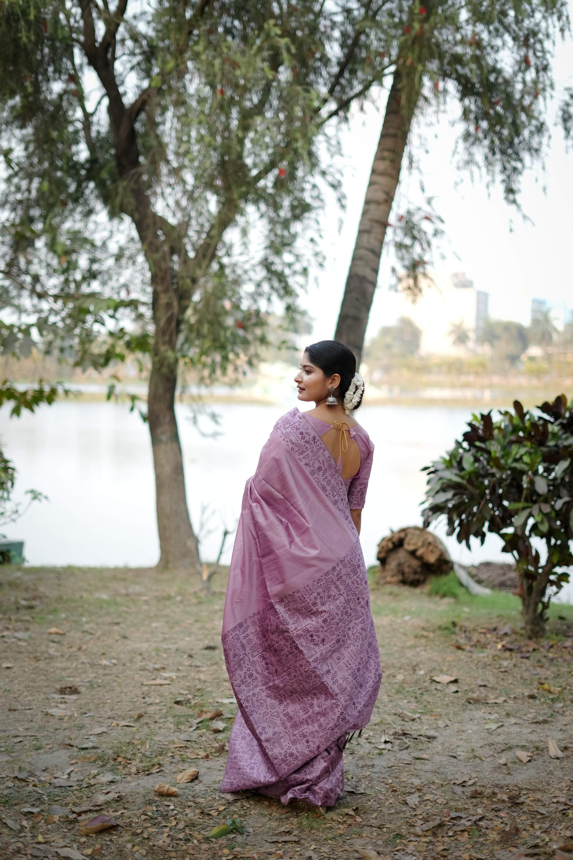 Jyoti Fashion Women's Purple Handloom Raw Silk Weaving Designer Saree with Blouse | Swadesiicart
