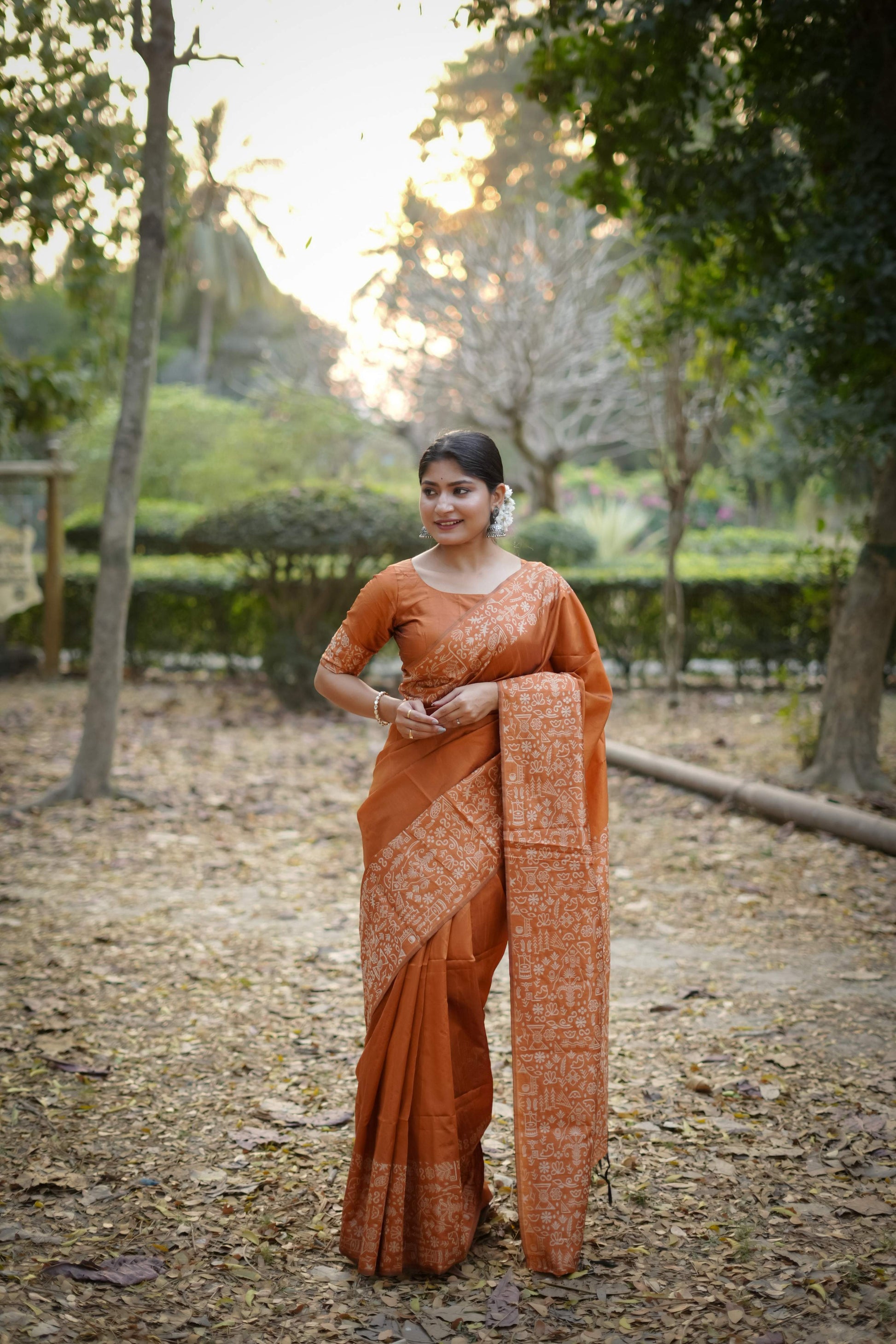 Jyoti Fashion Women's Orange Handloom Raw Silk Weaving Designer Saree with Blouse | Swadesiicart