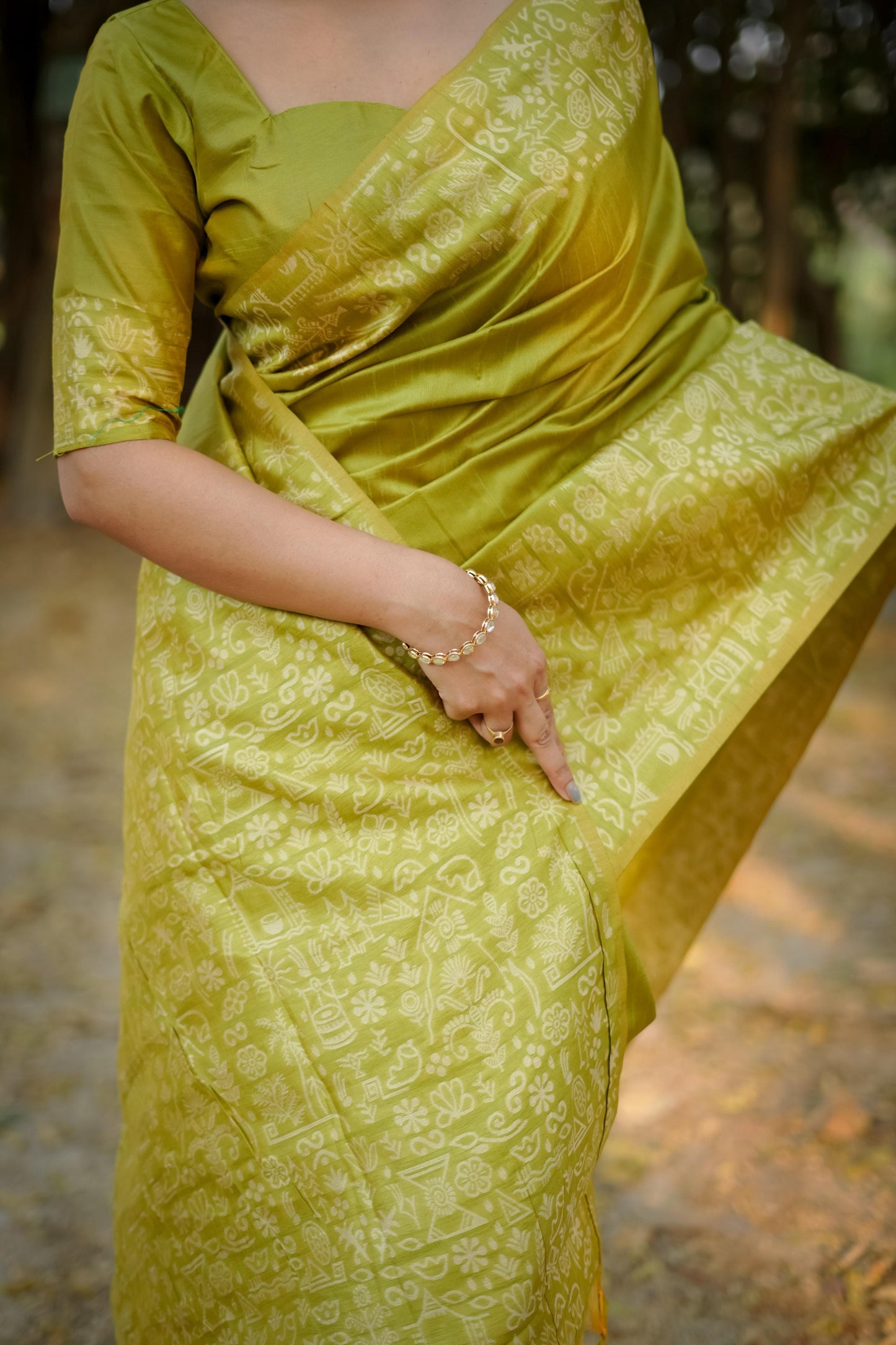 Jyoti Fashion Women's Mehendi Handloom Raw Silk Weaving Designer Saree with Blouse | Swadesiicart