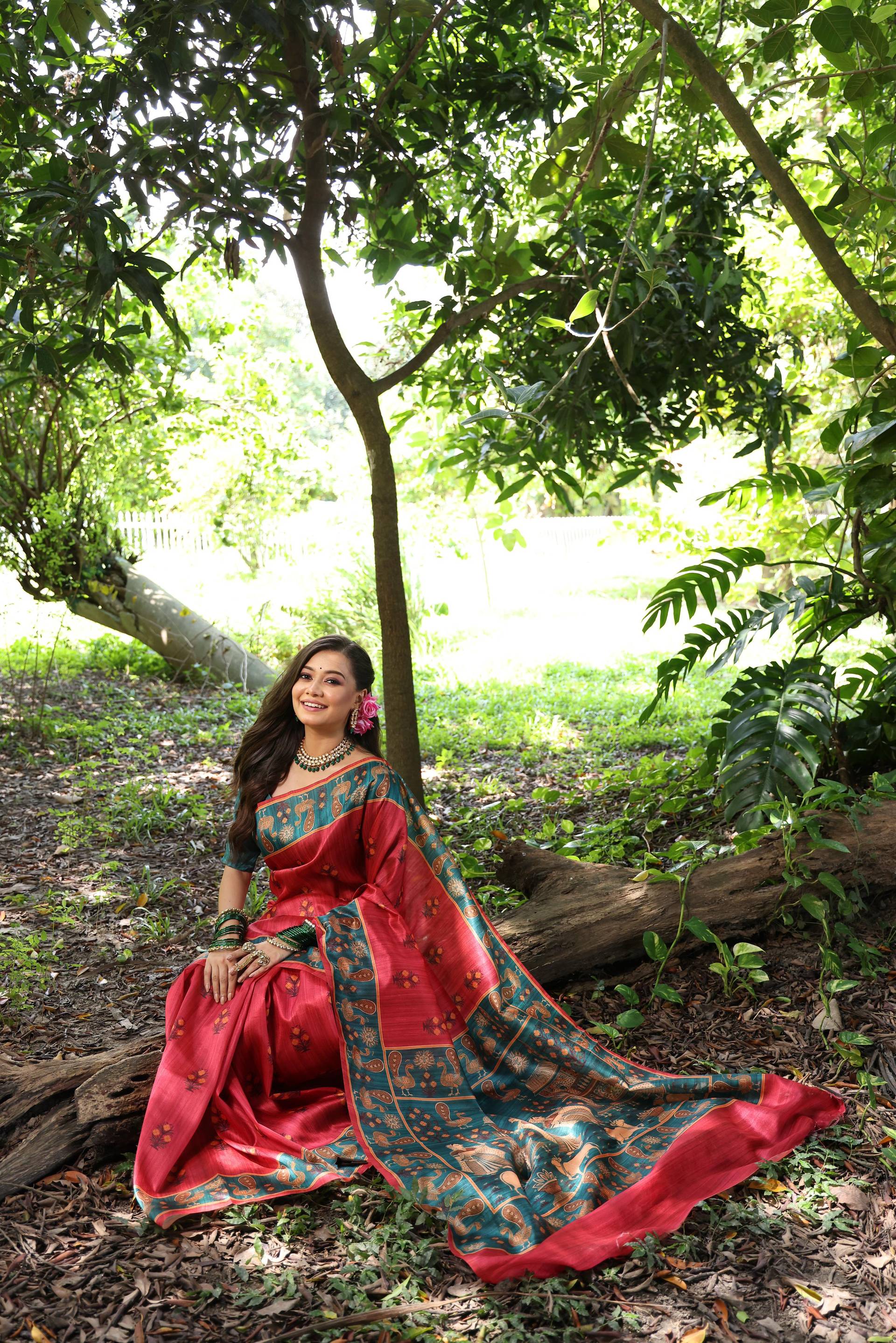 Jyoti Fashion Women's Black Soft Tussar Silk Peacock Printed Designer Saree with Blouse | Swadesiicart