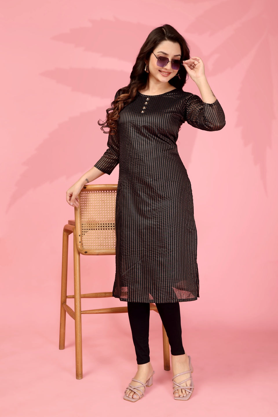 Jyoti Fashion Women's Black Kanchi Cotton Lining Zari Woven Designer Kurti Only | Swadesiicart