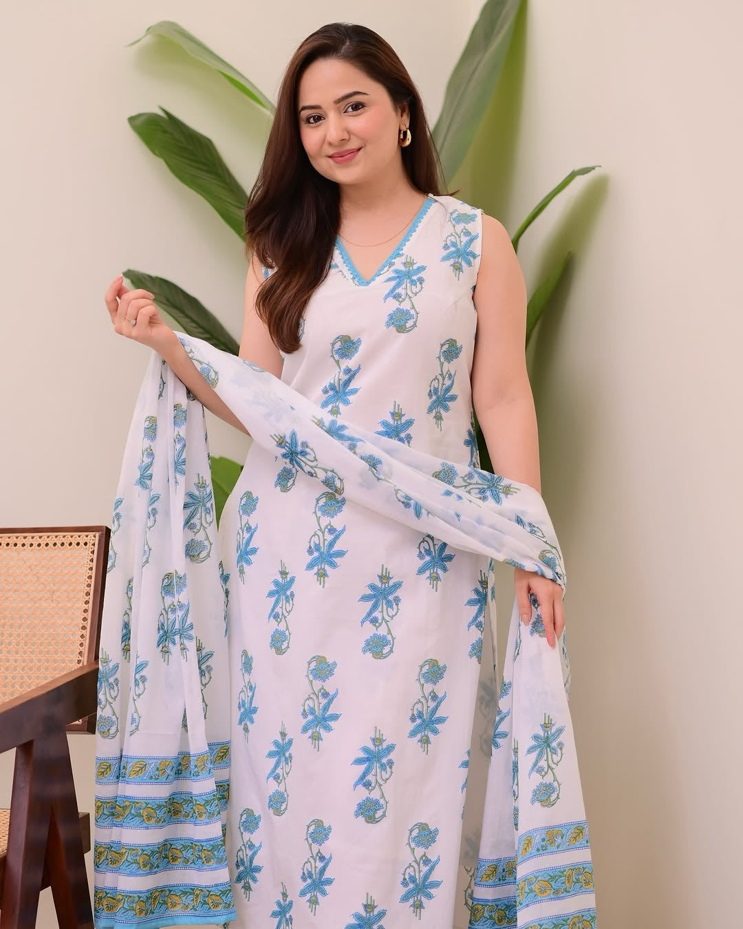 Jyoti Fashion Women's Blue Rayon Slub Floral Printed Designer Kurta Set with Dupatta | Swadesiicart