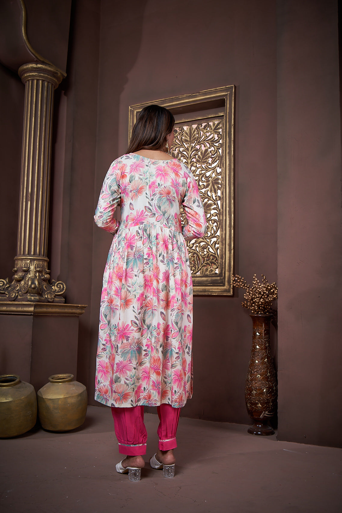 Jyoti Fashion Women's Pink Rayon Floral Print with Handwork Designer Kurta Set with Dupatta | Swadesiicart