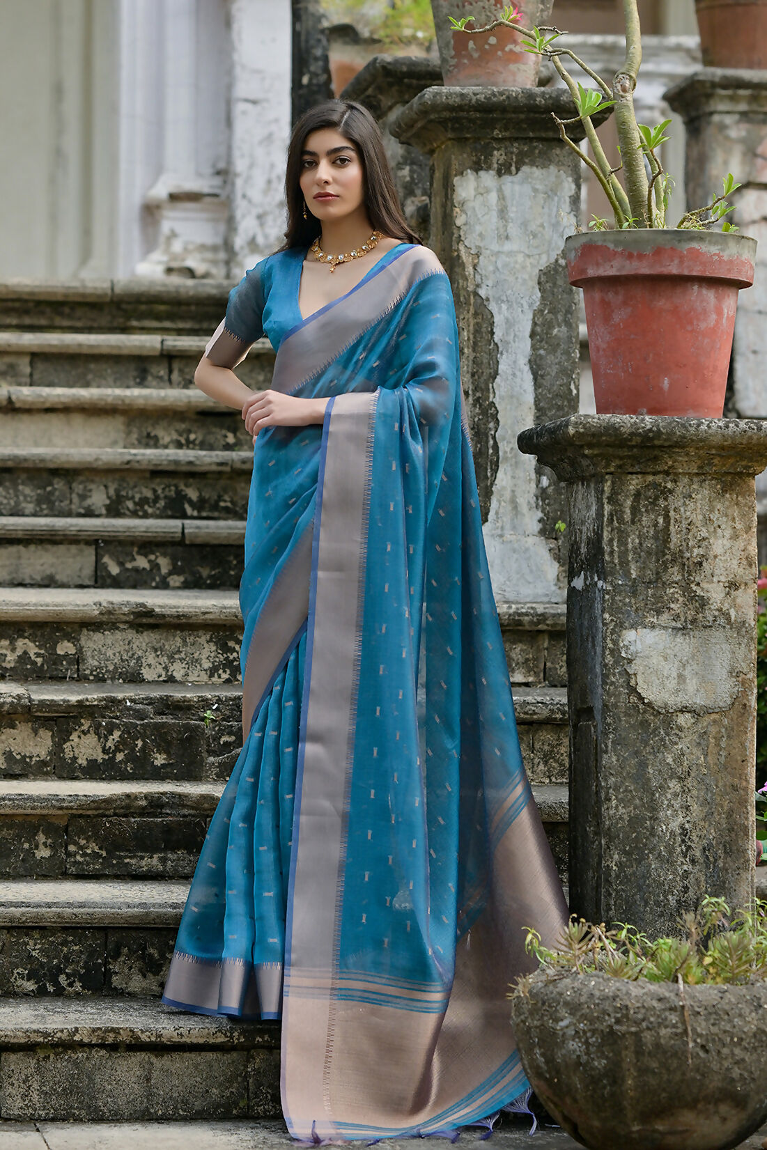 Vishnu Weaves Women's Firozi Soft Tissue Silk Zari Woven Saree with Blouse - Swadesiicart