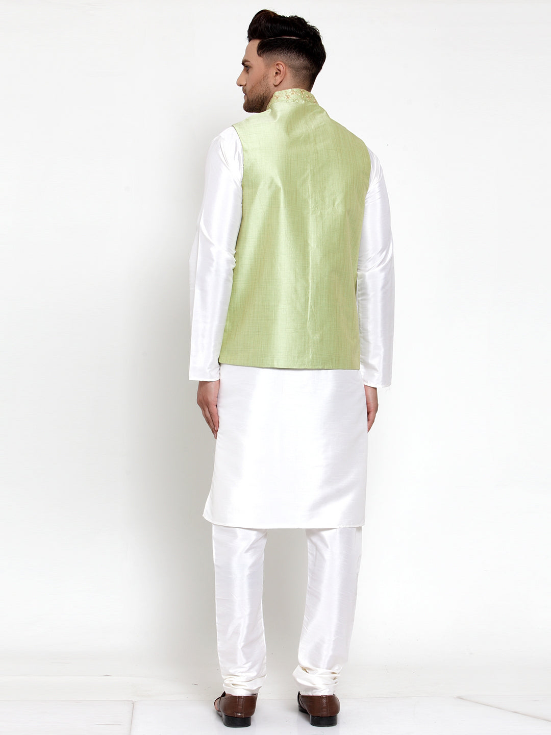 Jompers Men Solid Dupion Kurta Pajama with Embroidered Nehru Jacket (Green) | Swadesiicart