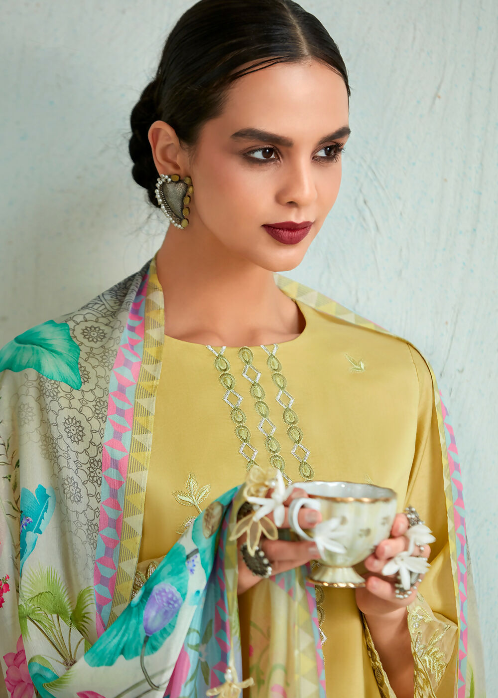 Lemon Yellow Pure Muslin Resham Embroidered Salwar Suit - Emponline | Swadesiicart