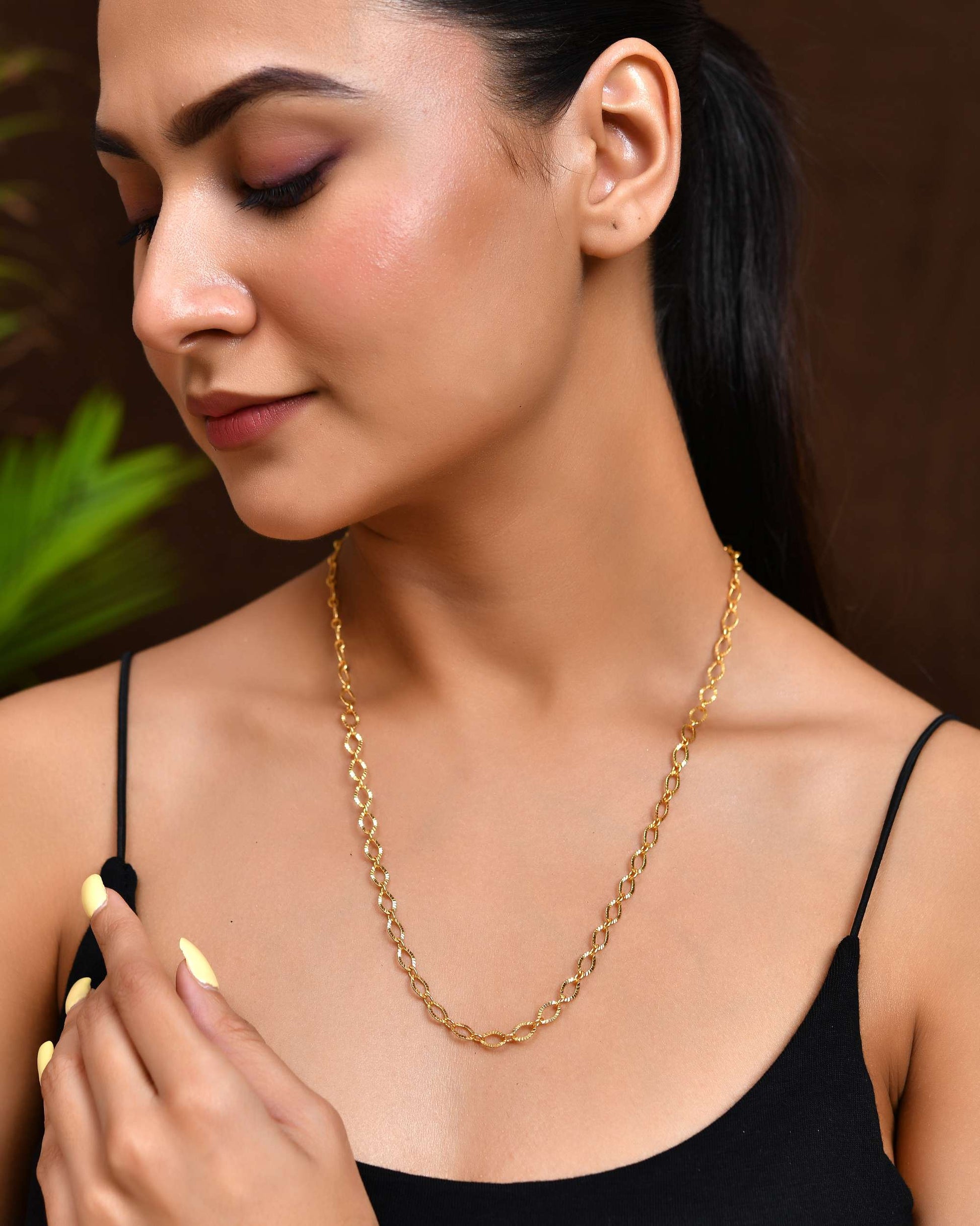 Jewels Nest Chunky Twisted Oval-Link Gold Chain - Swadesiicart