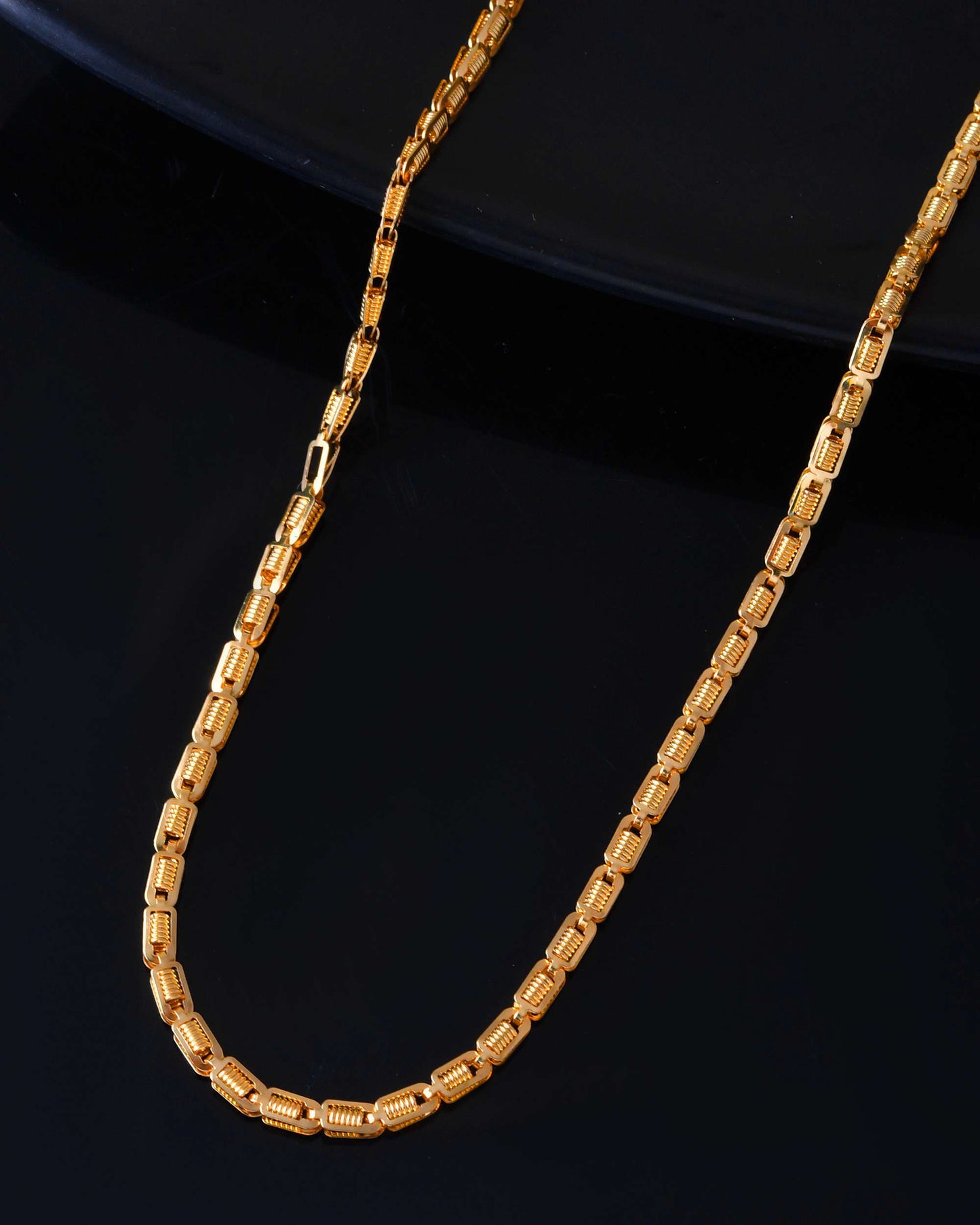 Jewels Nest Textured Barrel-Style Gold Chain Necklace – Luxurious Daily Wear - Swadesiicart
