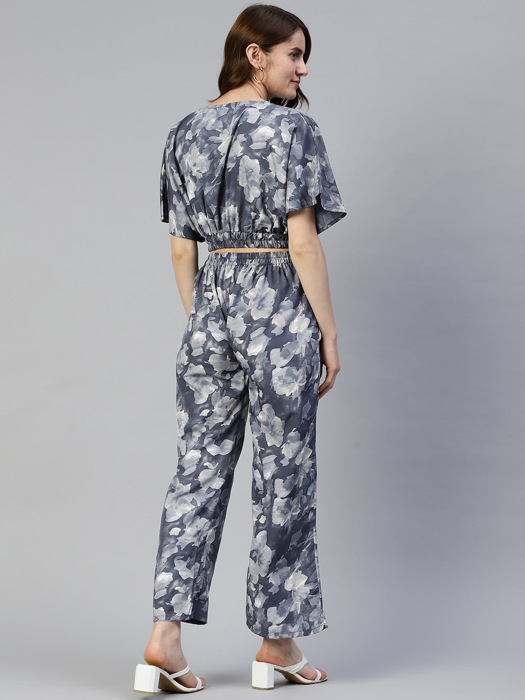 Jainish Women's Grey Printed Crop Top With Palazzos - Swadesiicart