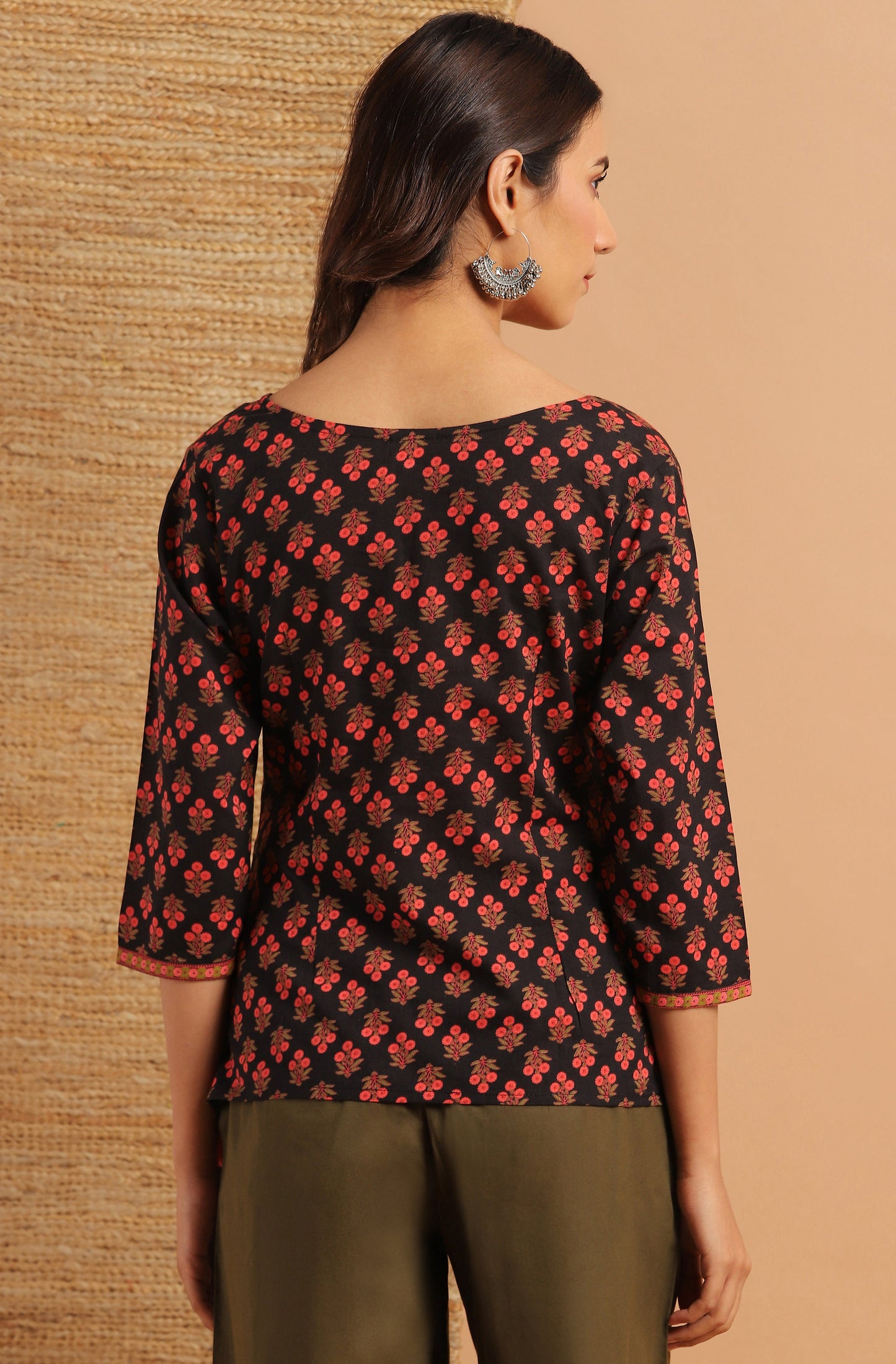 Janasya Women's Black Cotton Floral Print Regular Top | Swadesiicart