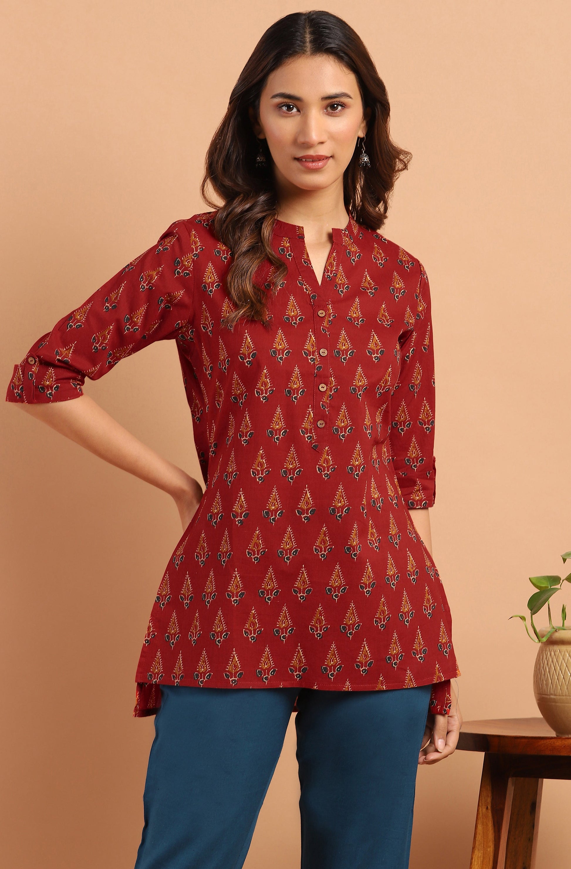 Janasya Women's Red Cotton Ethnic Motifs Straight Tunic | Swadesiicart