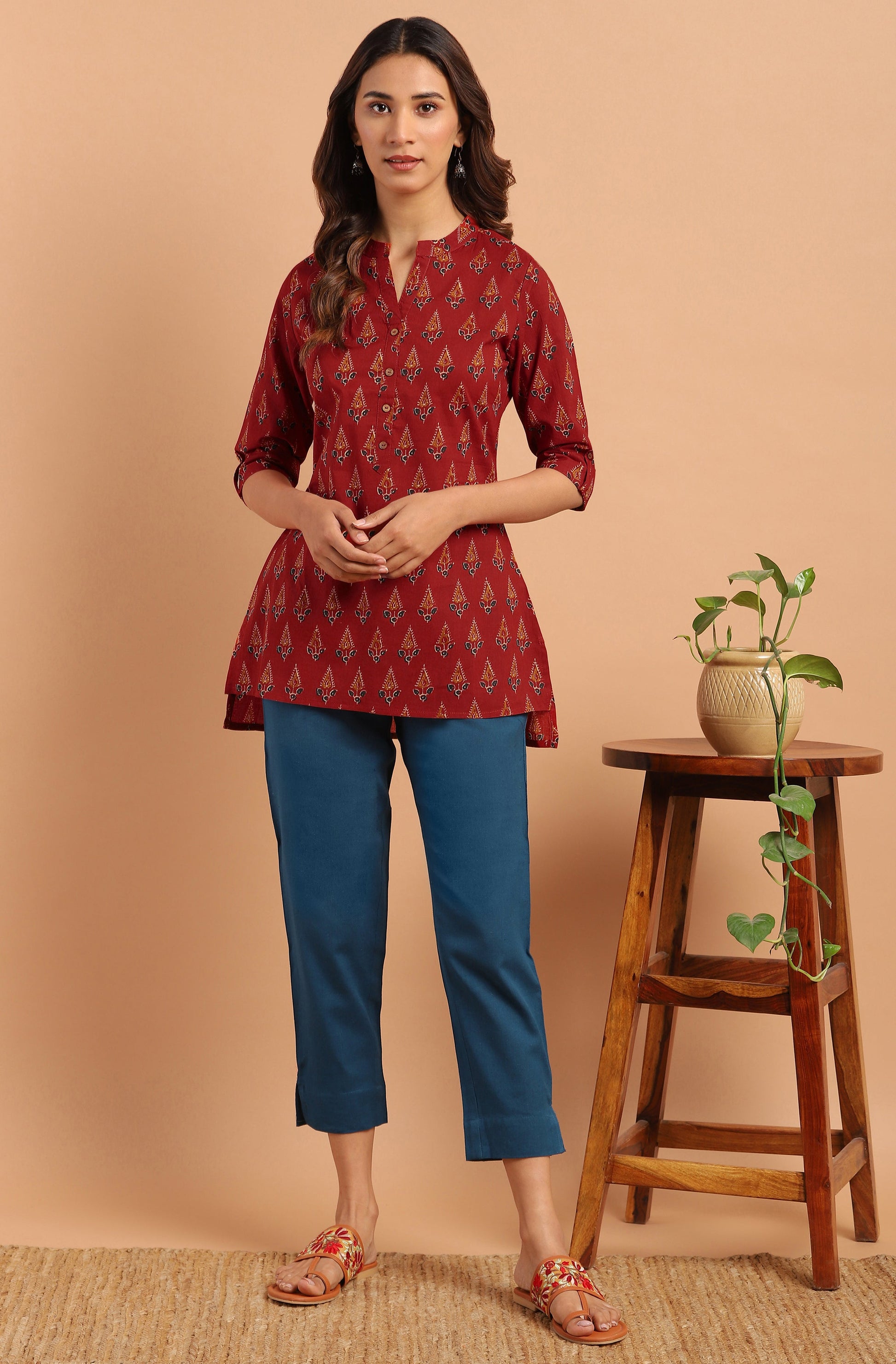 Janasya Women's Red Cotton Ethnic Motifs Straight Tunic | Swadesiicart
