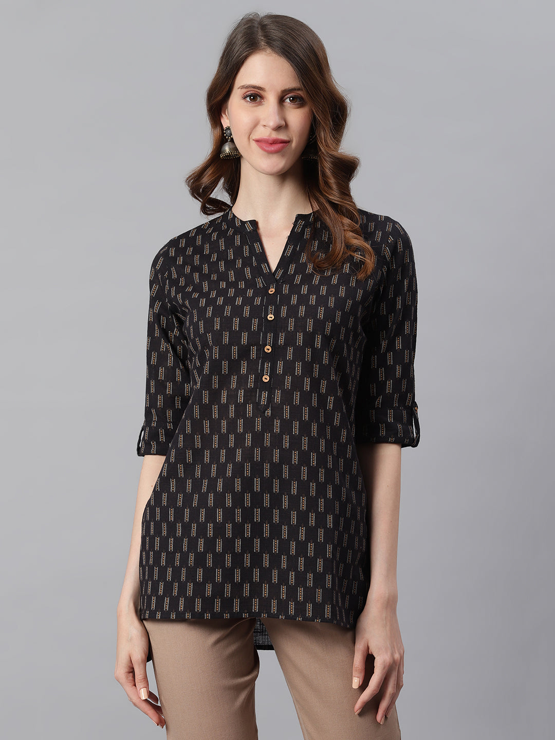 Janasya Women's Black Cotton Slub Geometric Print Straight Tunic | Swadesiicart